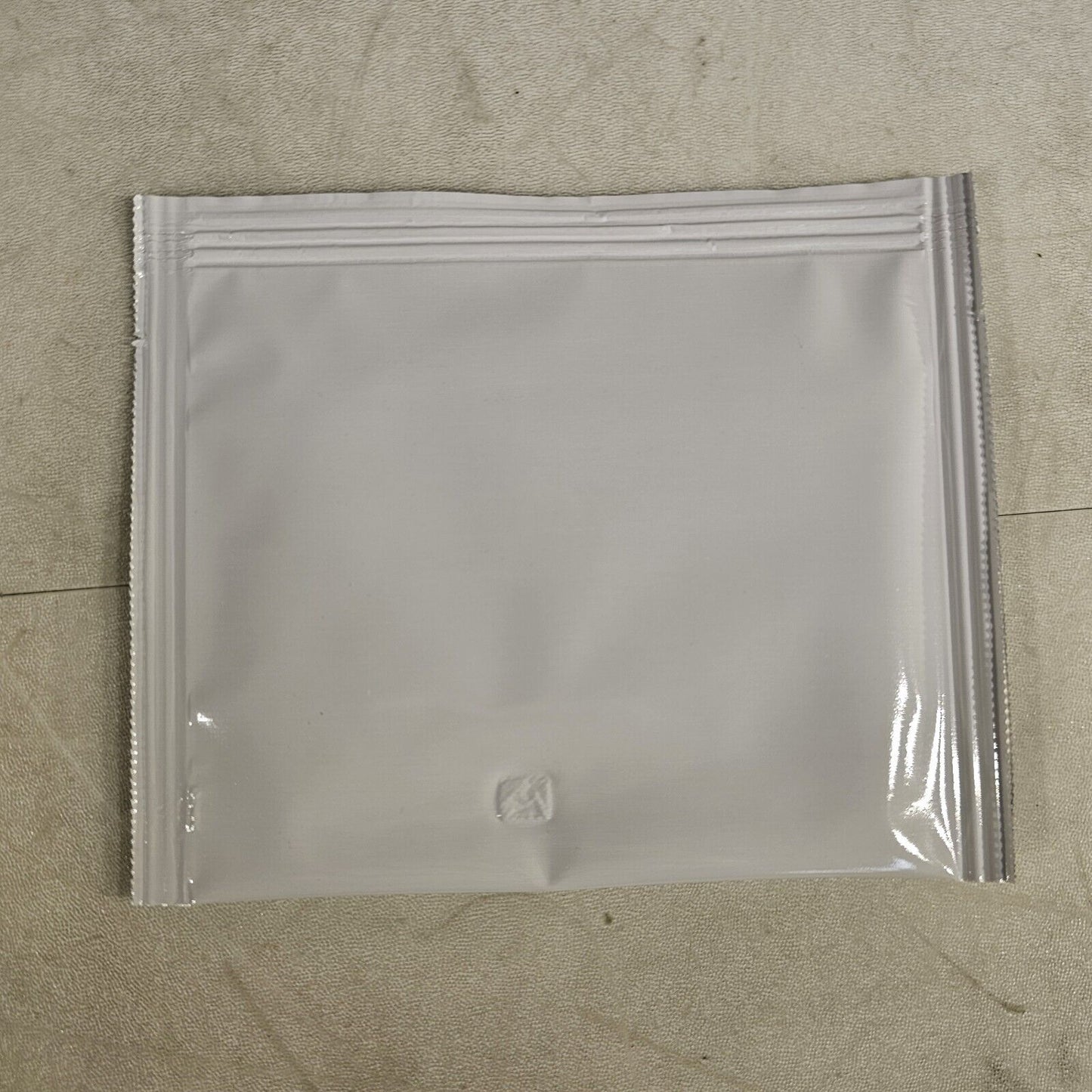 BioMerieux Vitek 2 GP Test Kit Reagent Card 21342 - 1 Card