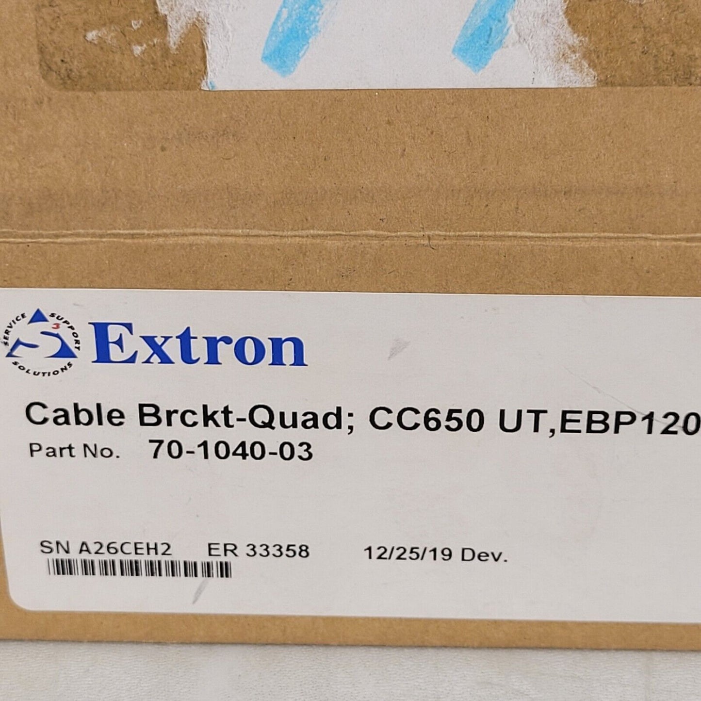 Extron 70-1040-03 Cable Cubby Cable Bracket Kit Quad - 4 Cable bracket