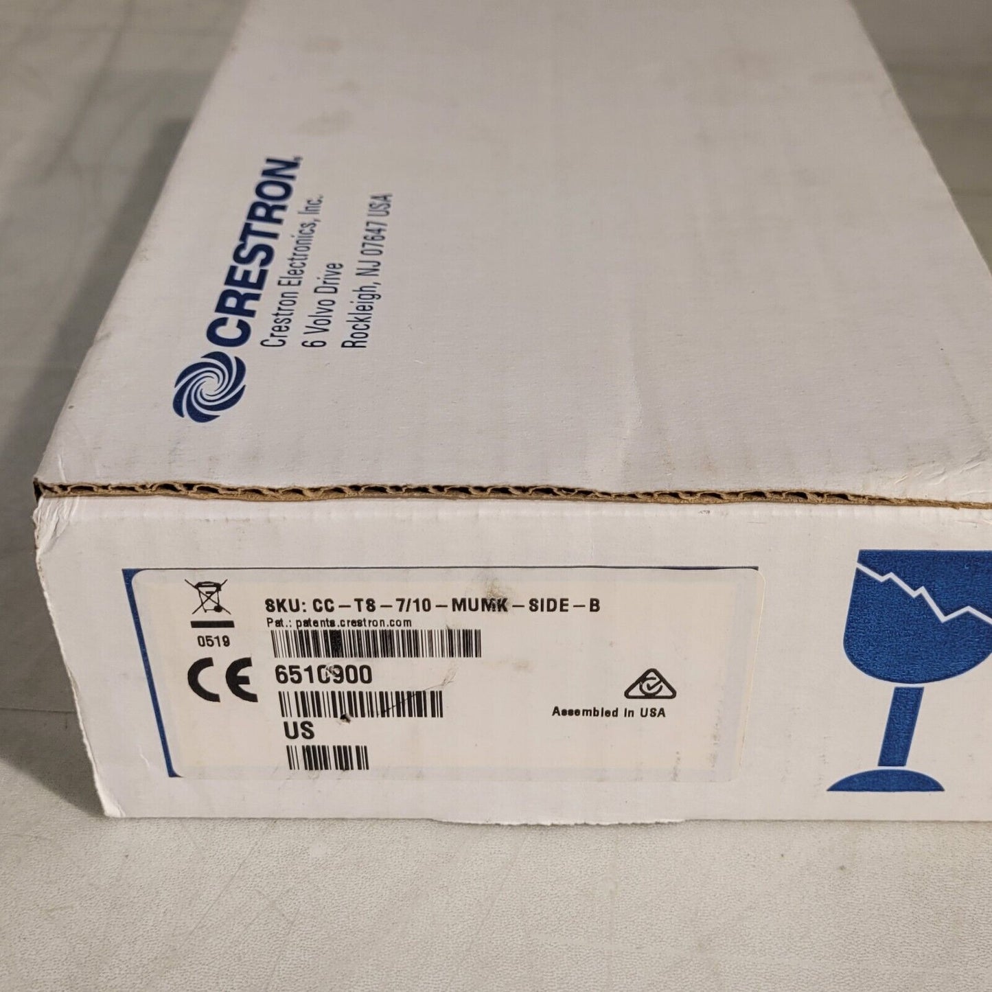 Crestron CC-TS-7/10-MUMK-SIDE-B Mullion Mount Kit- Black