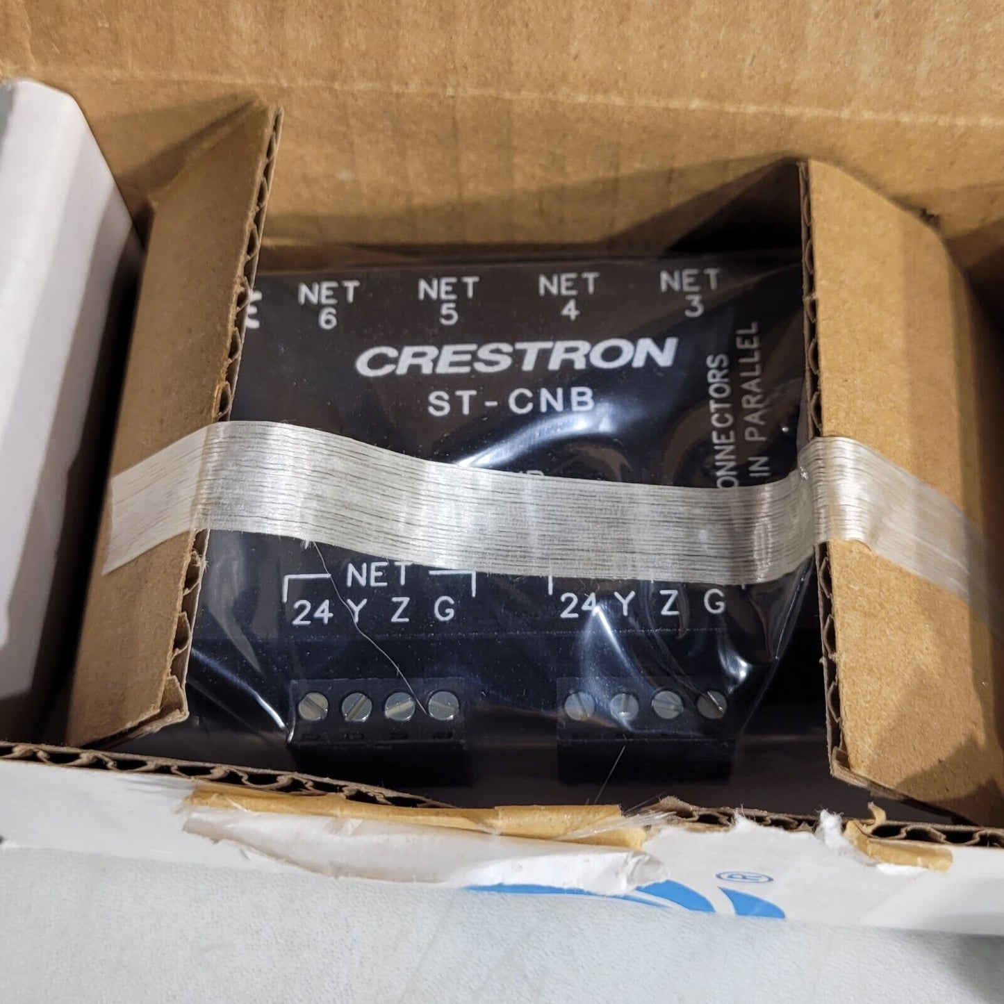 Crestron ST-CNB - 4 Wire to RJ11 Cresnet Distribution Block A453