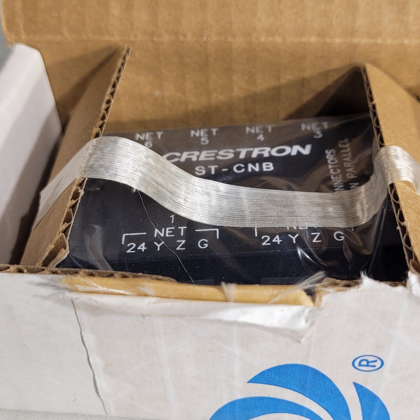 Crestron ST-CNB - 4 Wire to RJ11 Cresnet Distribution Block A453
