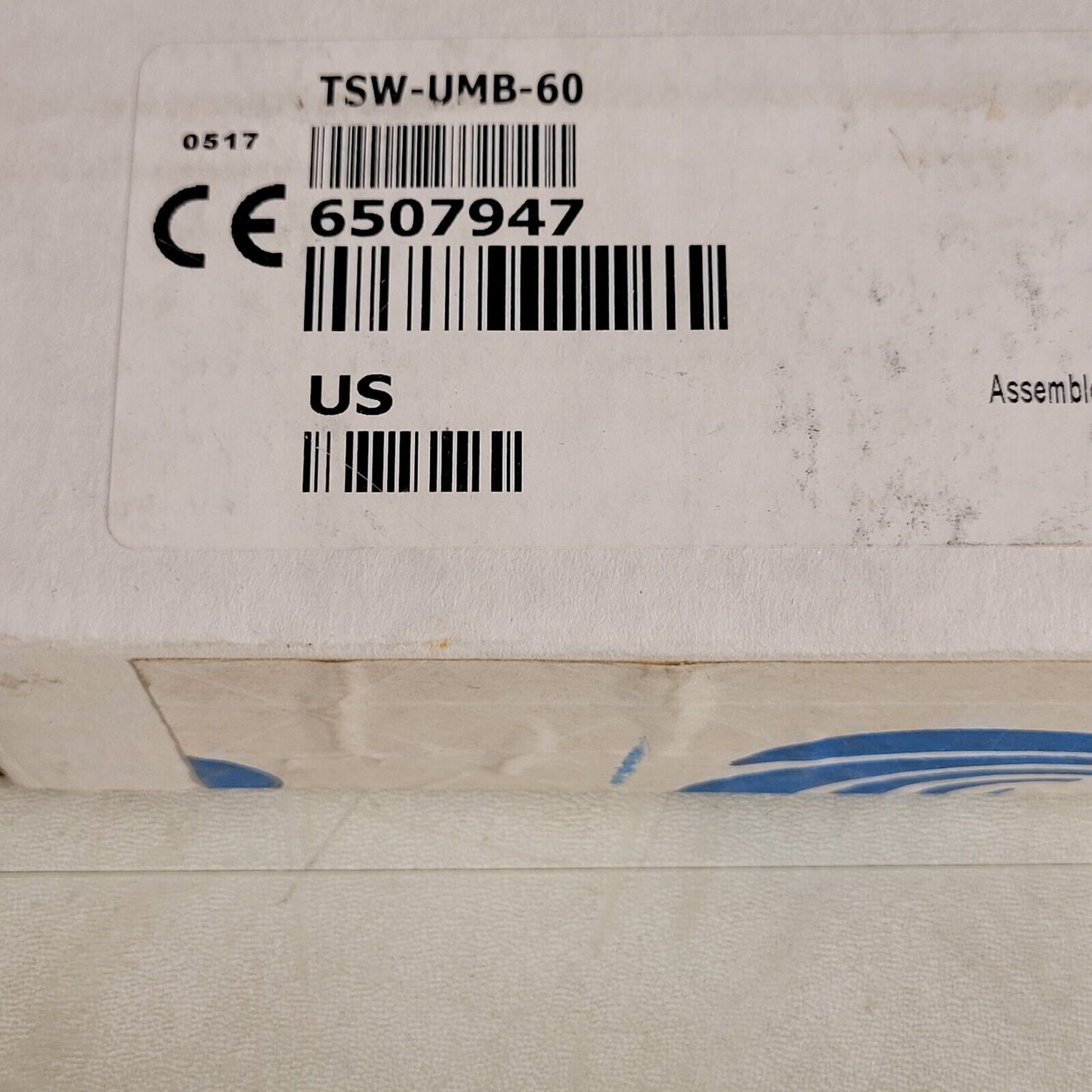 Crestron TSW-UMB-60 Universal Mounting Bracket