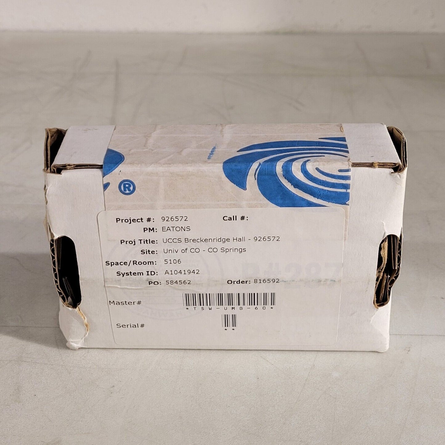 Crestron TSW-UMB-60 Universal Mounting Bracket