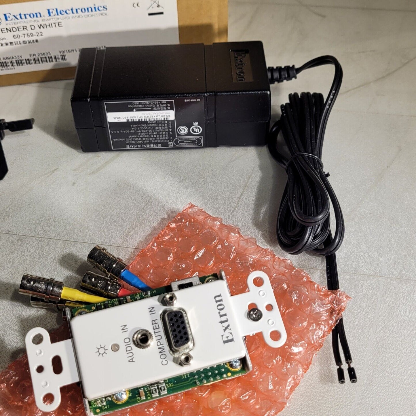 Extron 60-759-22 Extender D Audio & VGA Inputs White