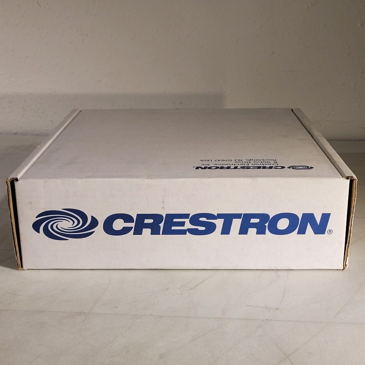 Crestron FT2A-CBLR-1T-4K-MDP-HD One-Touch Cable Retractor 6508379