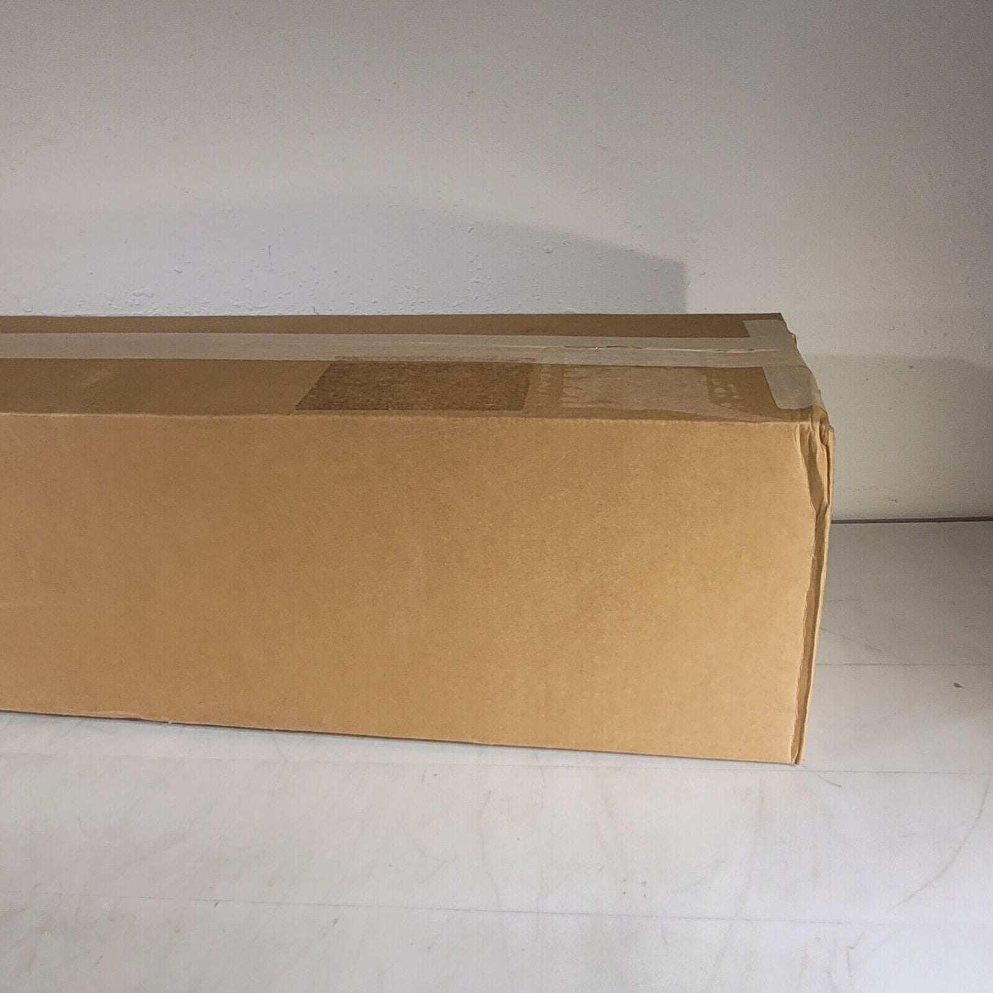 Chief WP22US Ultra Short Throw & Universal Projector Mount Kit 40"