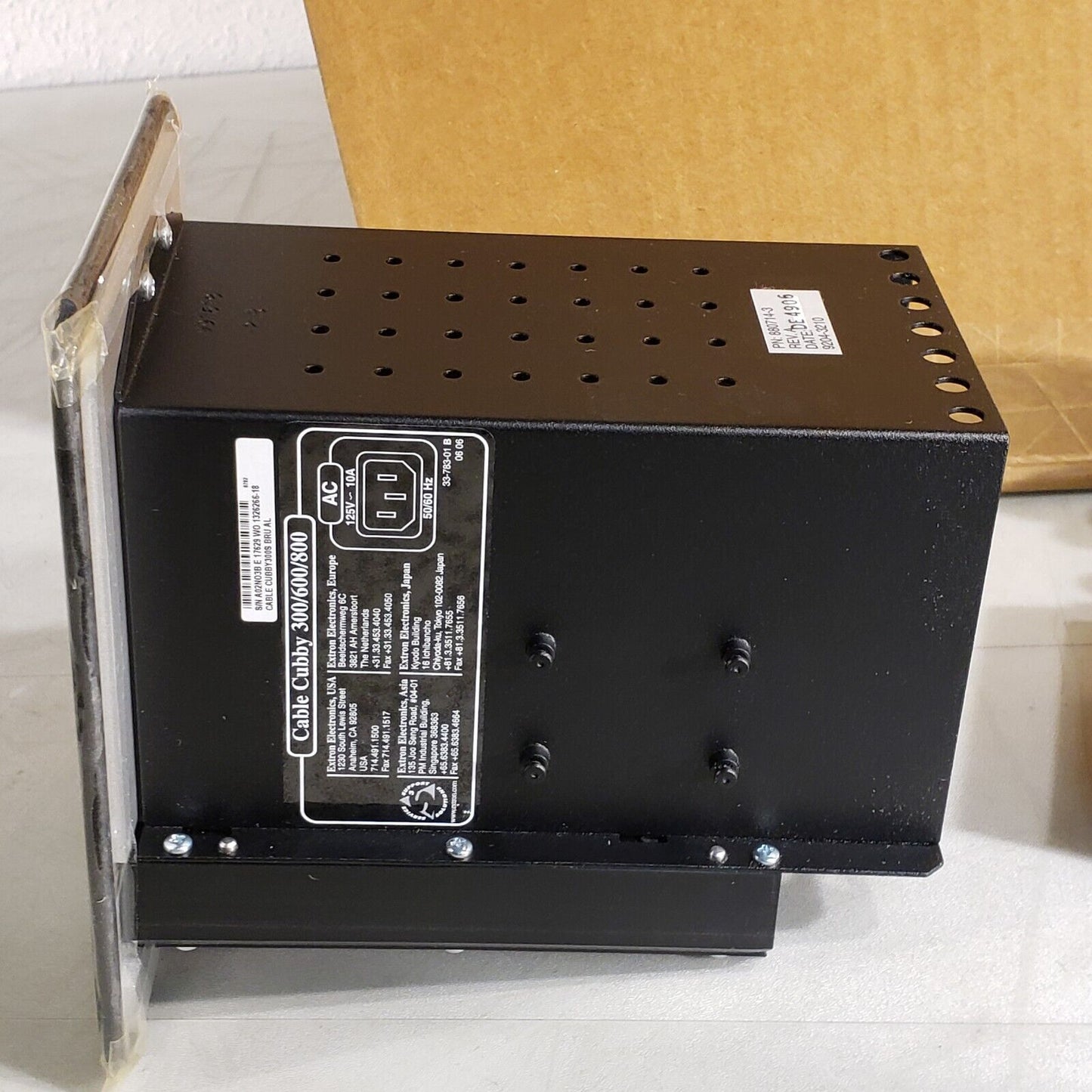 Extron 60-526-03 Electronics Cable Cubby 300S Bru Al Cable Storage Mountable