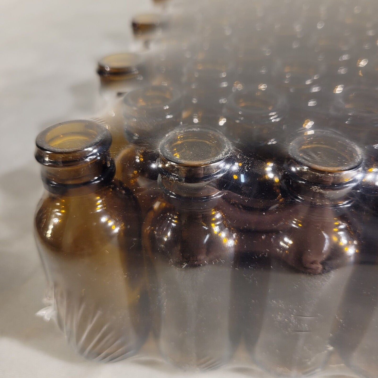 Pack Of 144 VWR 89042-870 1oz Boston Round Bottle Amber Glass 1 Dram