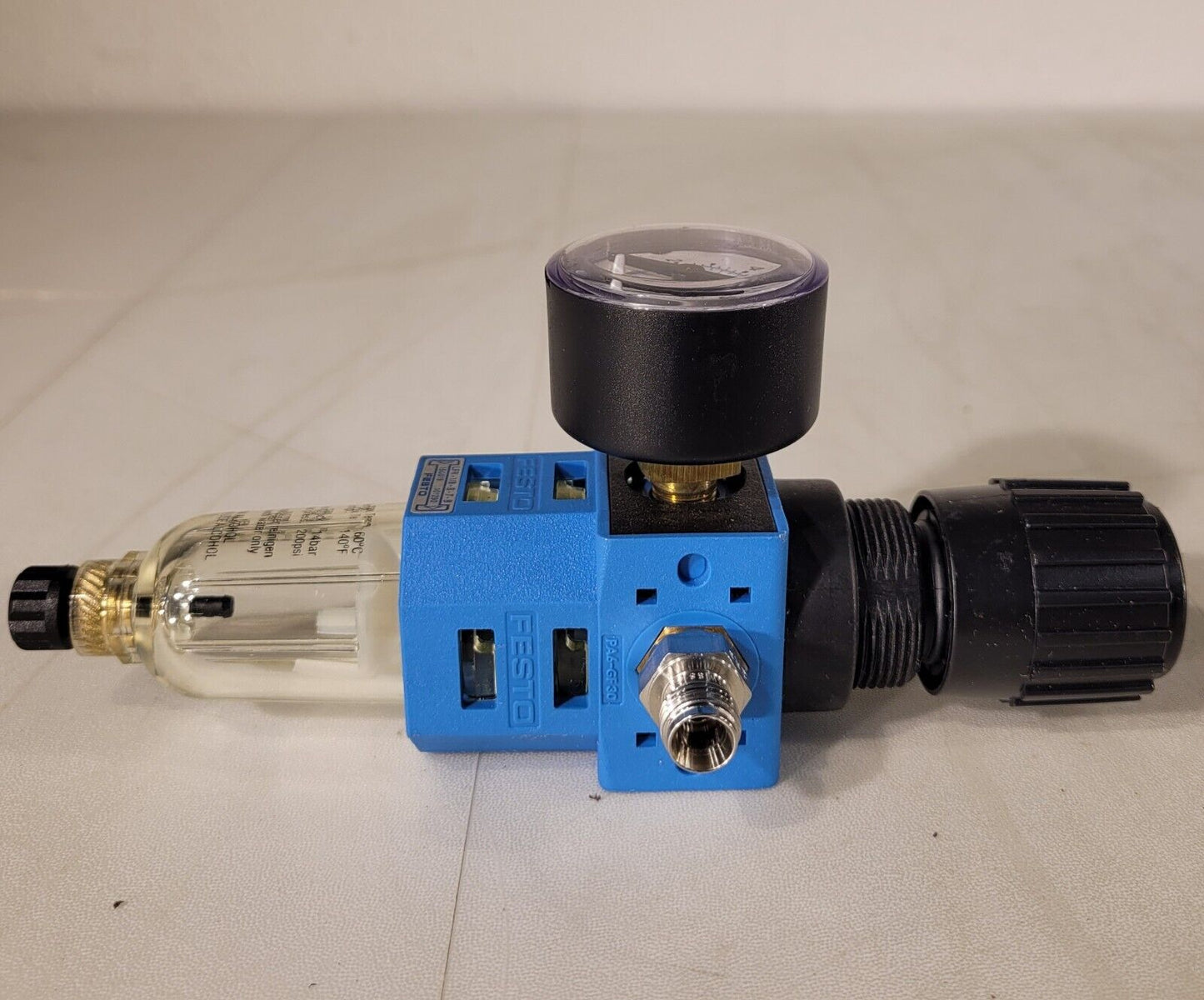 Festo LFR-1/8-S-7-B Filter Regulator 10 Bar Gauge Max 200psi Max Temp 140F