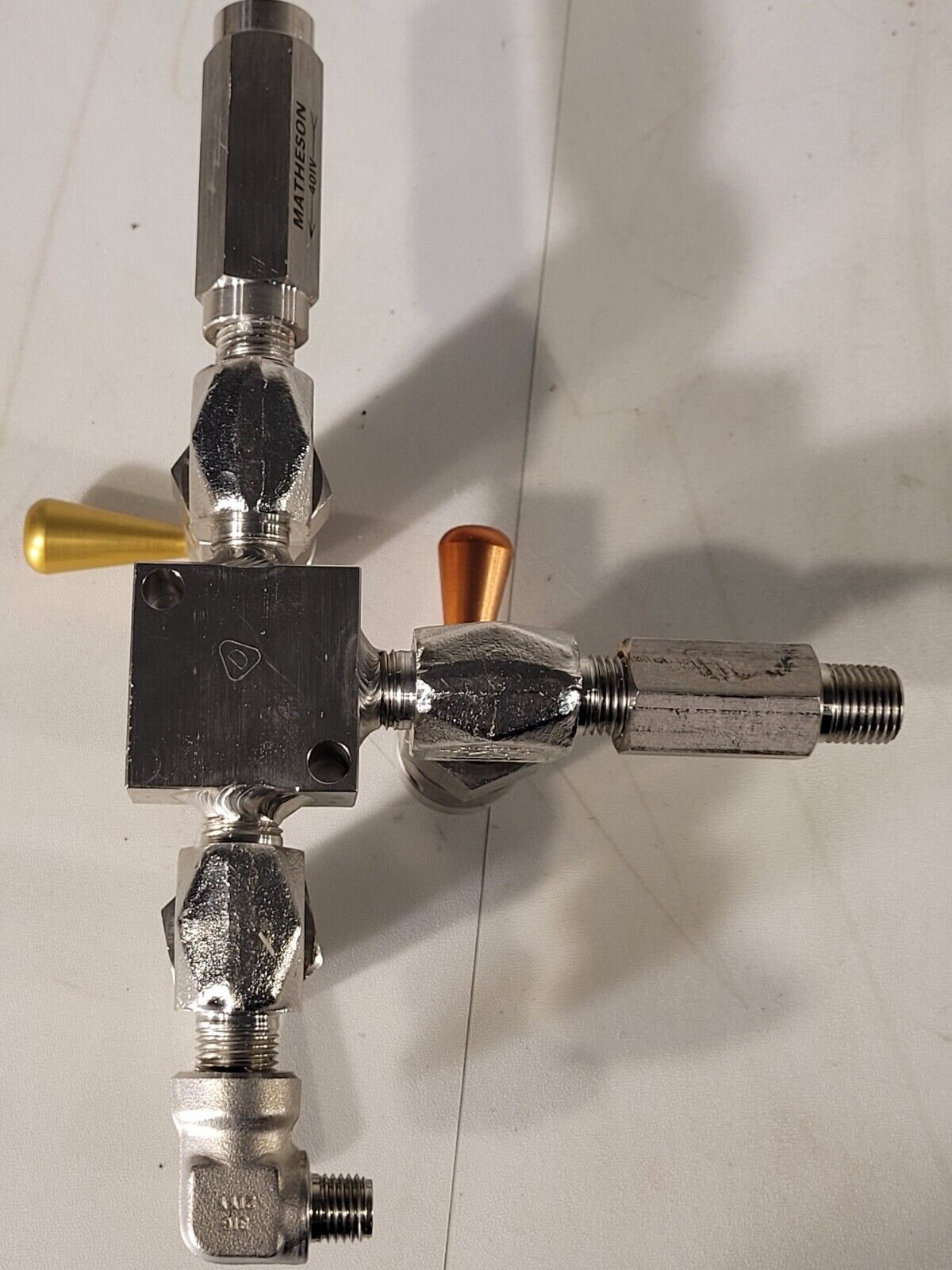 Matheson 4774 Cross Purge Assembly With Vent, Isolation, And Purge Gas Valves
