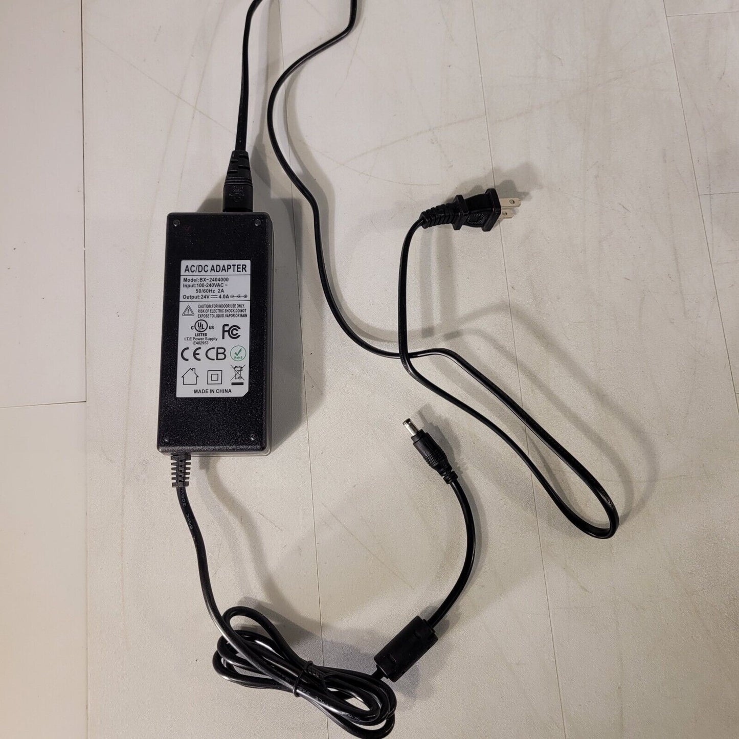 I.T.E Power Supply BX-2404000 AC/DC Adapter 5.5 mm Input 100-240VAC OEM Original