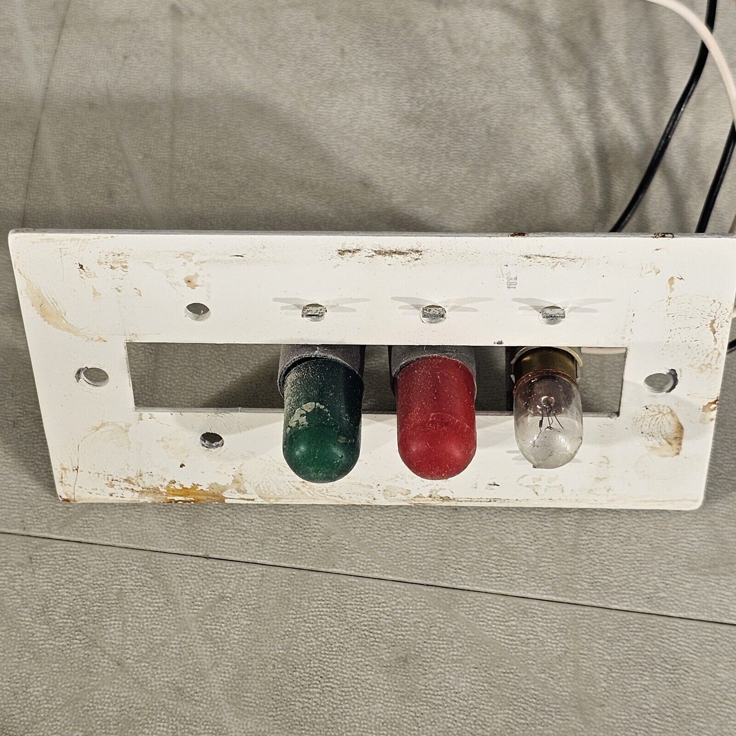 NC1-L3 Dome Light Station Tri-Color Red Green White Halogen