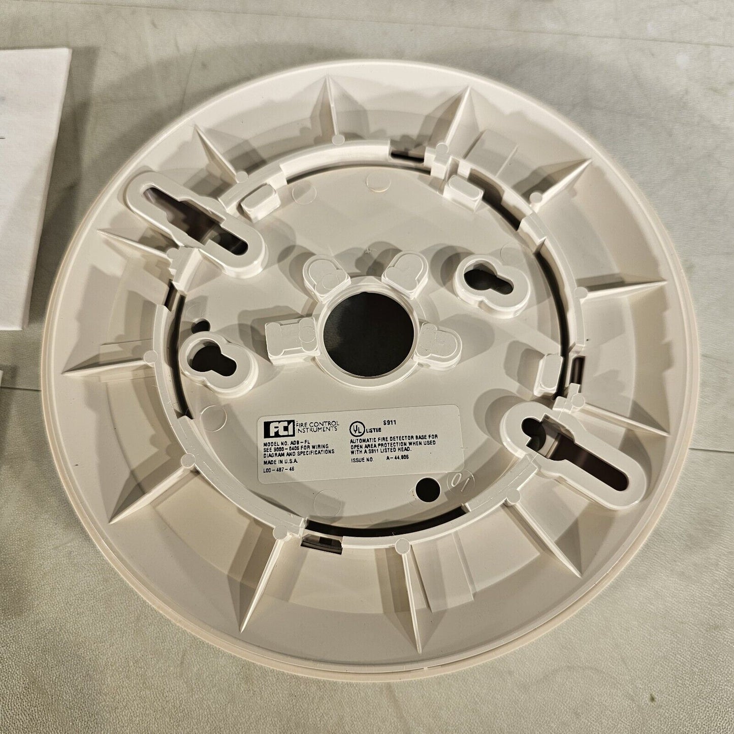 New Gamewell FCI ADB-FL Detector Mounting Base 110-90005