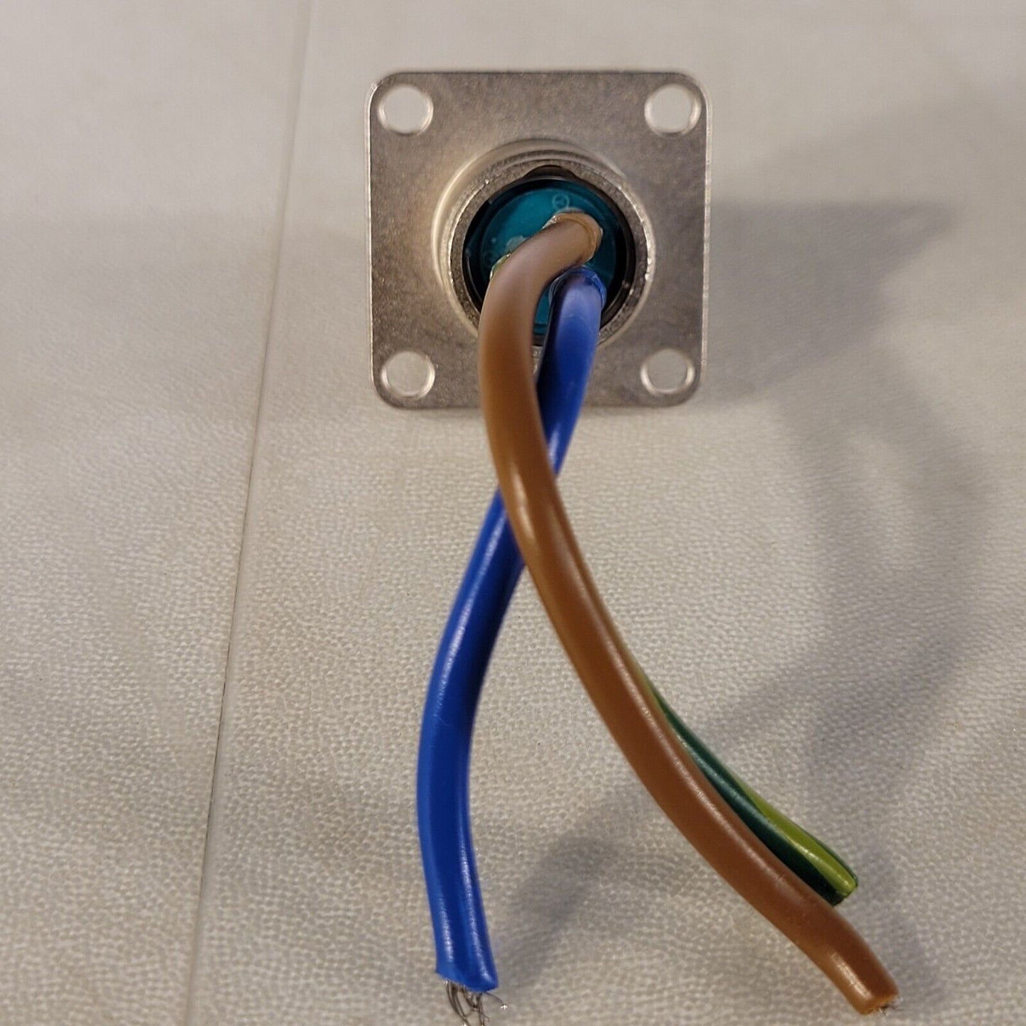 Jae Electronics SRCN2A13-3S 3 Position Circular Connector Receptacle, Female