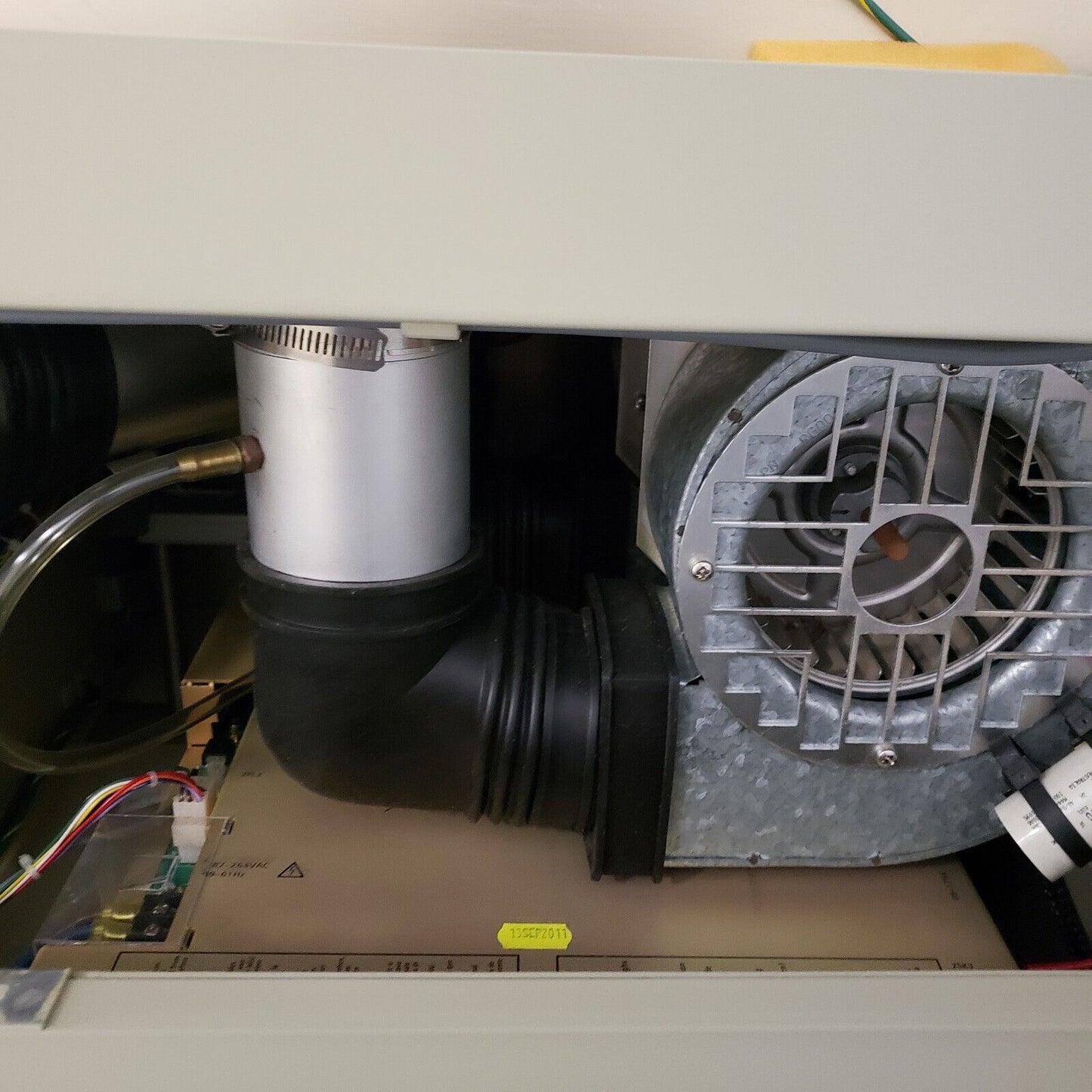 Varian ICP-AES Liberty Series II Inductively Coupled Plasma Spectrometer