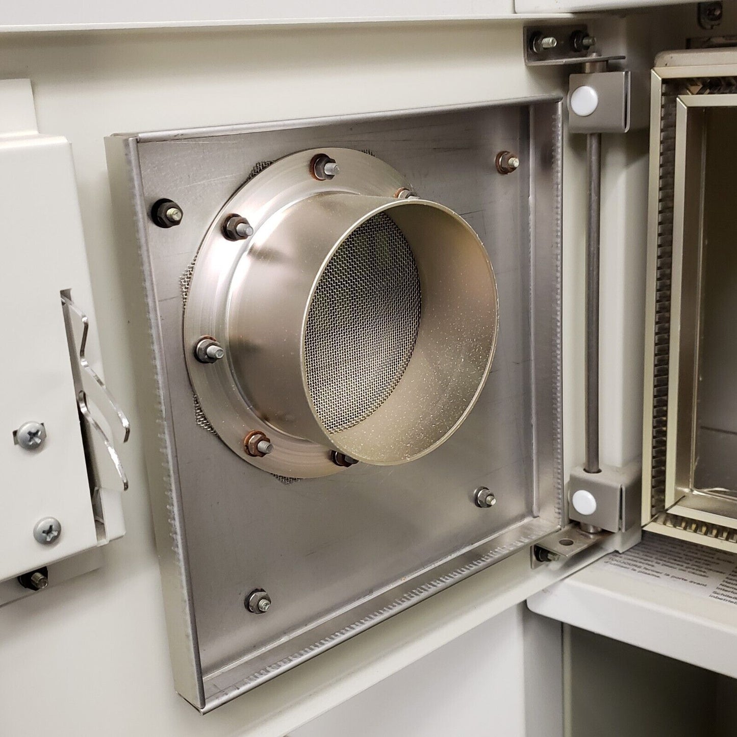 Varian ICP-AES Liberty Series II Inductively Coupled Plasma Spectrometer