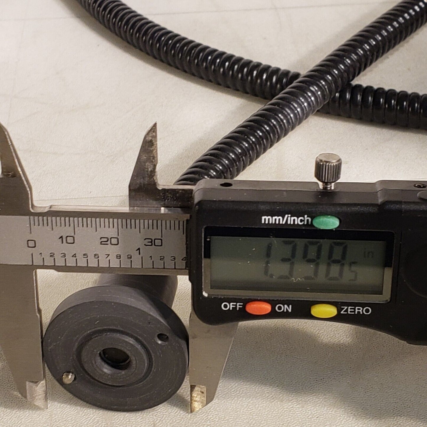 Fiber Optic Cable 1/2" OD With Mount Attachment 1.4" OD 37" Cable Length