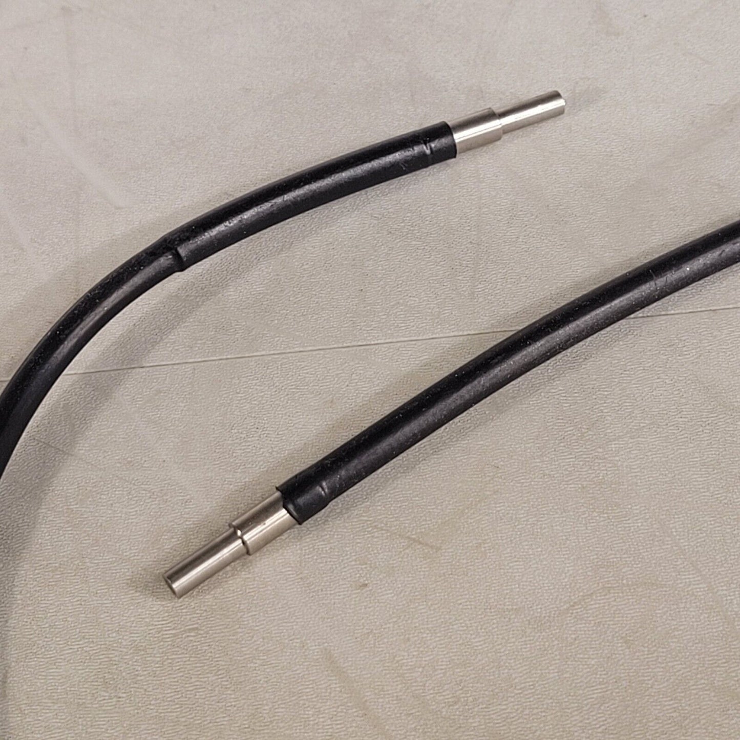 Fiberoptic Cable 4.75mm Diameter Connectors 0.9m Length 3.5mm Diameter Fiber