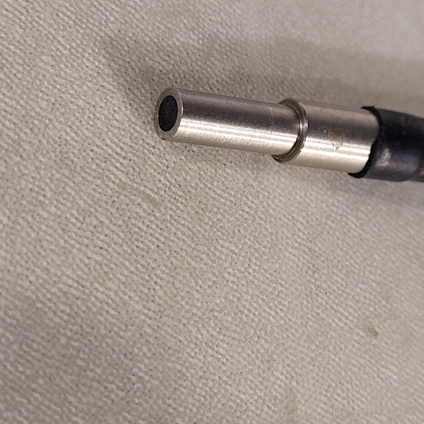 Fiberoptic Cable 4.75mm Diameter Connectors 0.9m Length 3.5mm Diameter Fiber