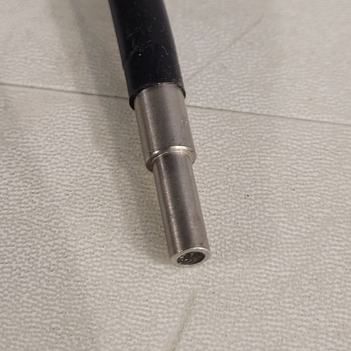 Fiberoptic Cable 4.75mm Diameter Connectors 0.9m Length 3.5mm Diameter Fiber