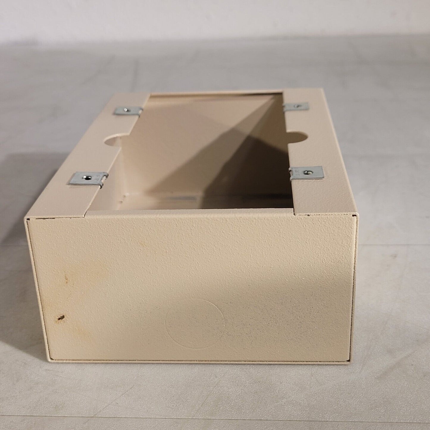 Pix 3 Electrical Box Back Box 6-1/2" Length X 4-1/2" Width X 2-1/2" Deep Coated