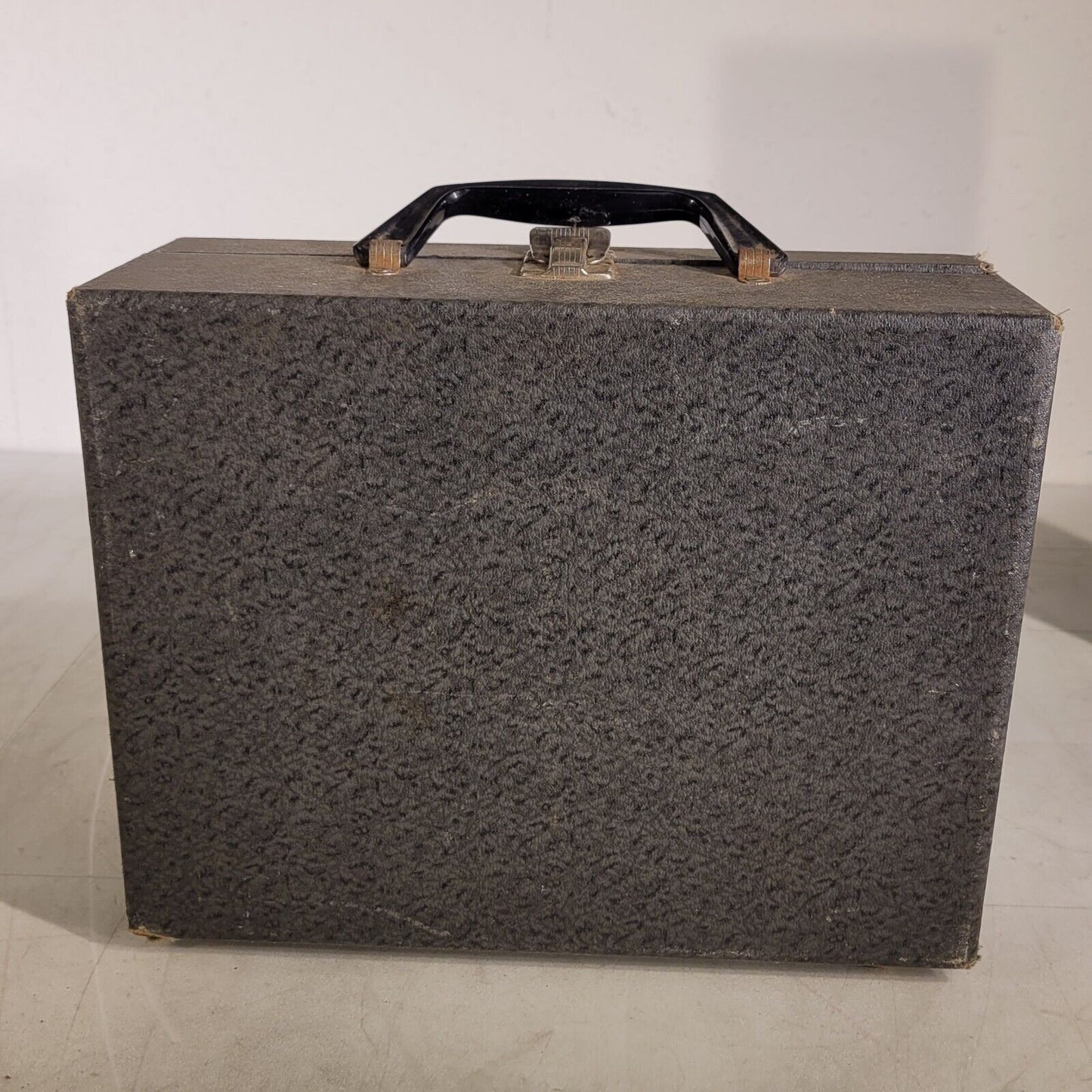 Vintage B&K Dyna Quik 600 Vacuum Tube Tester With Tube Selector Book