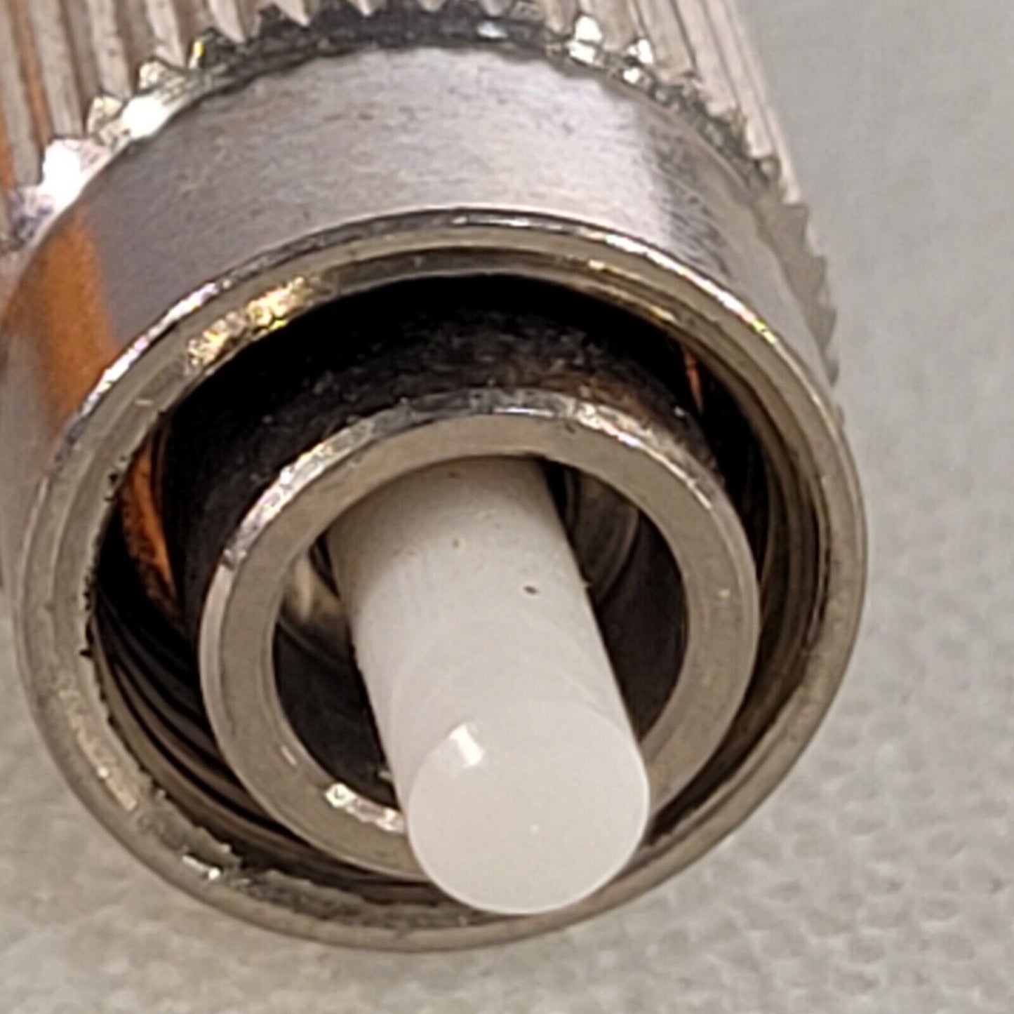 Fiberoptic Cable 3m Length 2.5mm Diameter Fiber Jacket Threaded Connectors