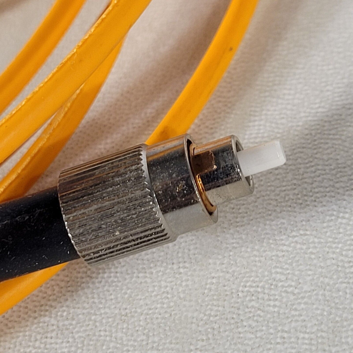 Fiberoptic Cable 3m Length 2.5mm Diameter Fiber Jacket Threaded Connectors