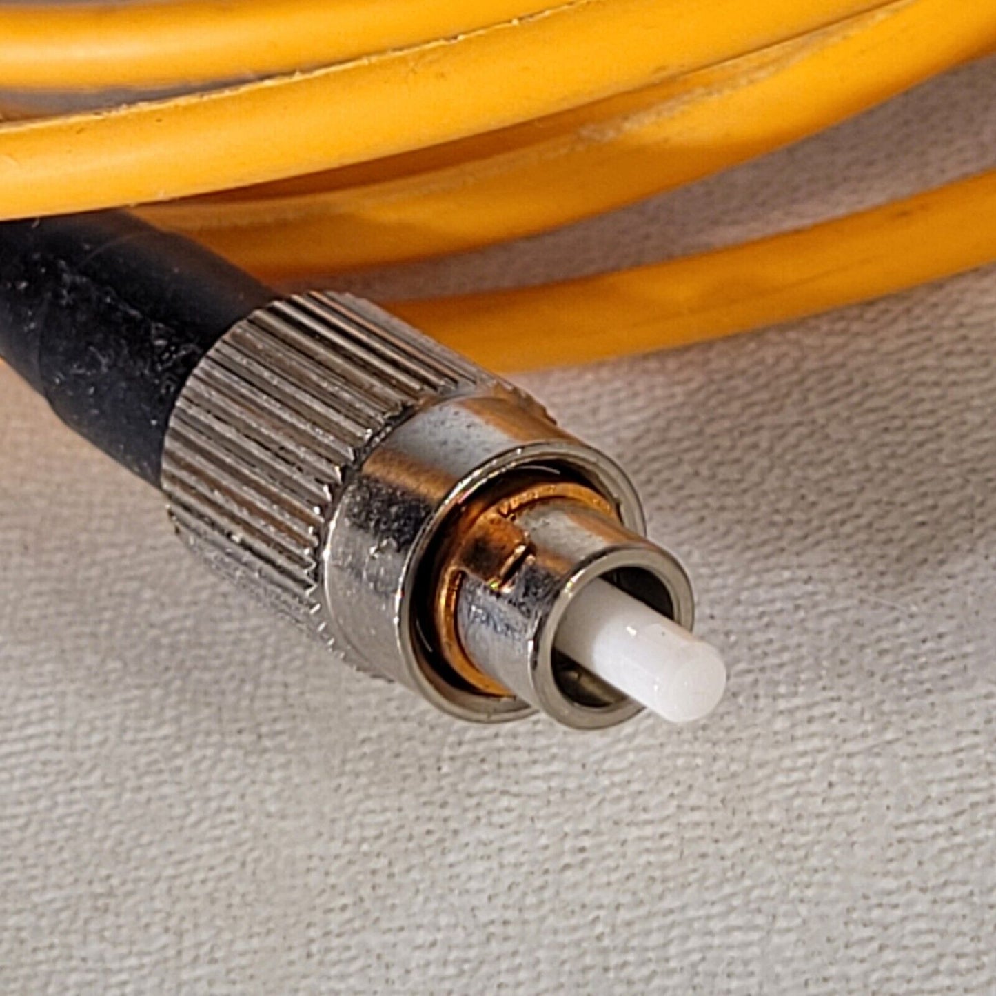 Fiberoptic Cable 3m Length 2.5mm Diameter Fiber Jacket Threaded Connectors