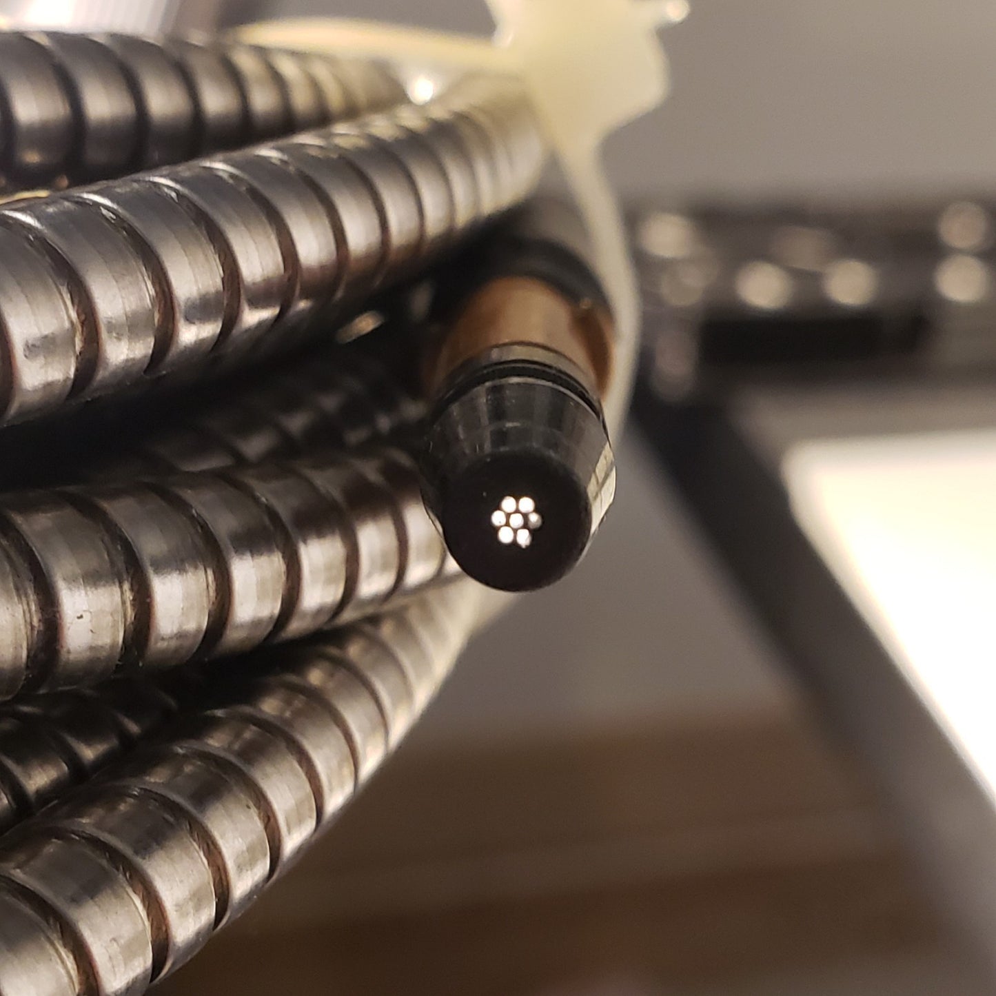 AMAT Wave Optics 0190-09459 Armored Fiberoptic Cable 26ft Connector Width 1/32"