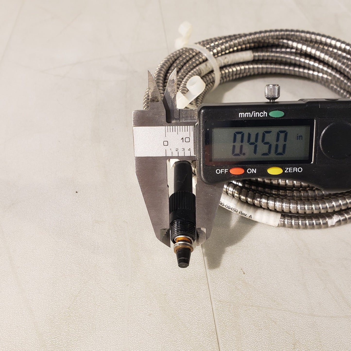 AMAT Wave Optics 0190-09459 Armored Fiberoptic Cable 26ft Connector Width 1/32"