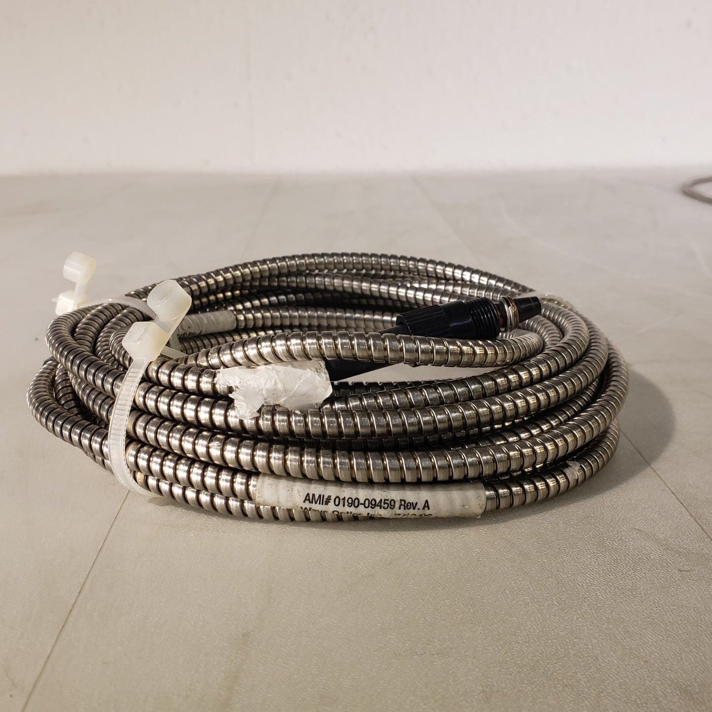 AMAT Wave Optics 0190-09459 Armored Fiberoptic Cable 26ft Connector Width 1/32"