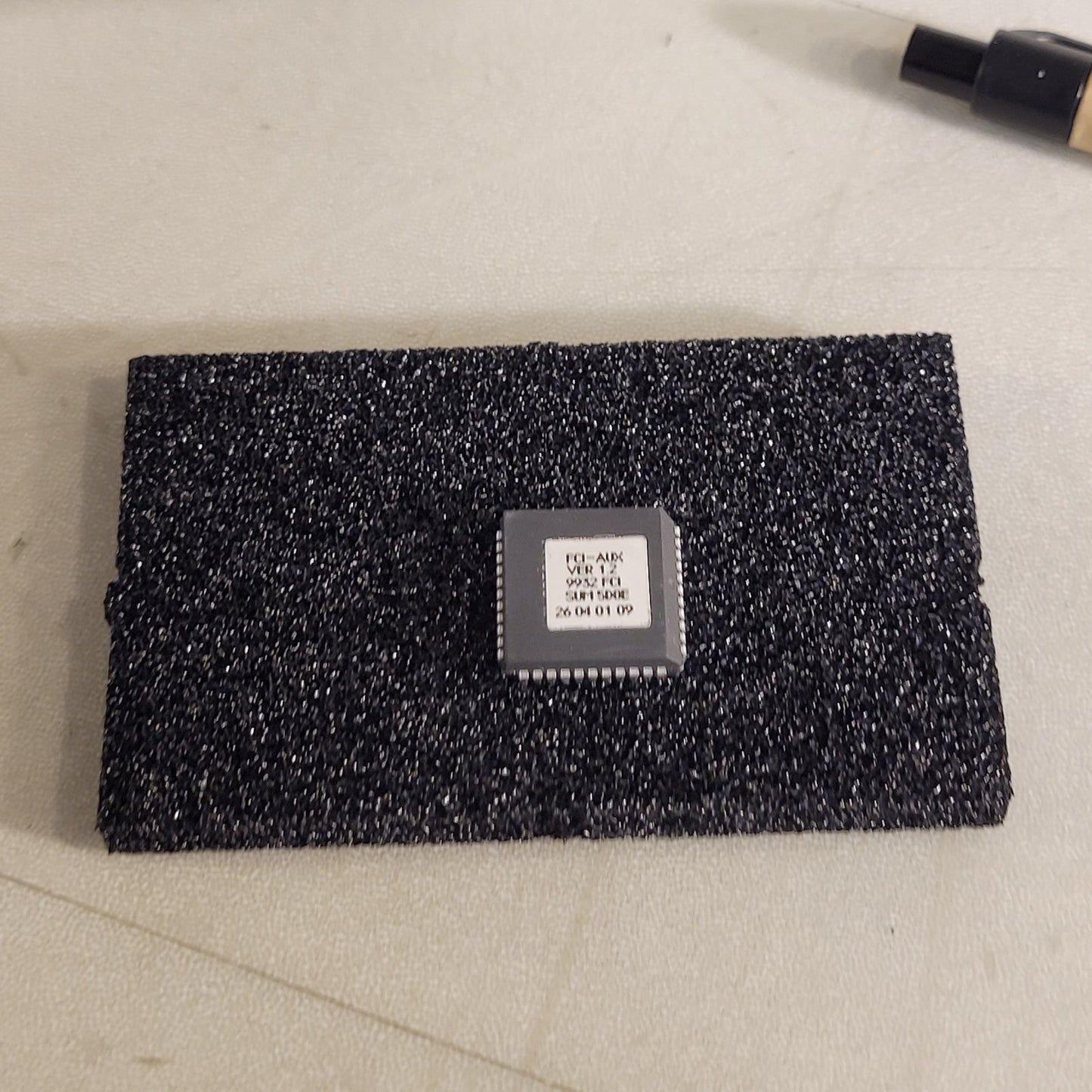 FCI AUX Ver 1.2 9932 FCI SUM 5D8E Firmware Chip 26040109 Honeywell