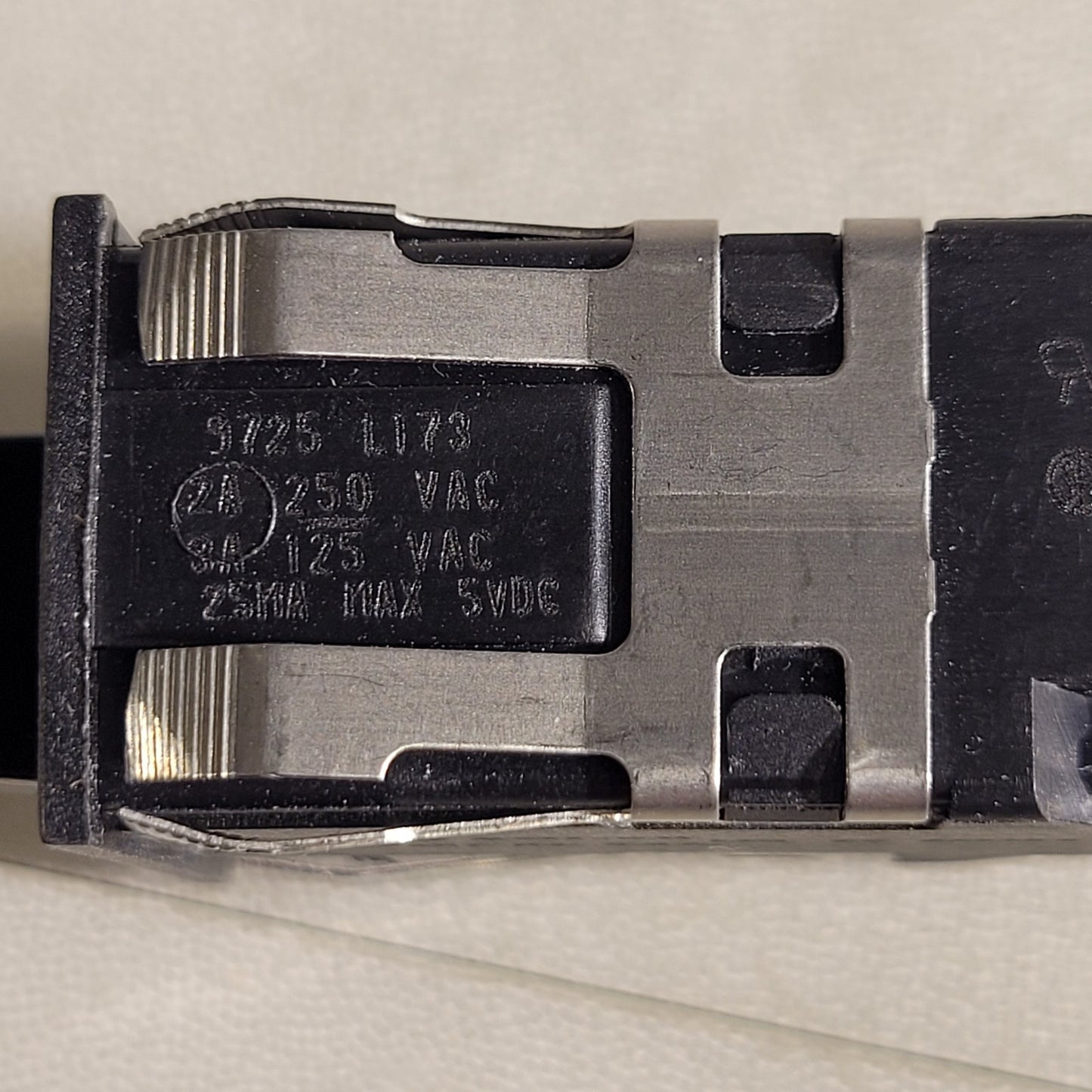 Micro Switch AML 20 L173 Red Light Indicator Switch 2 Positions Honeywell