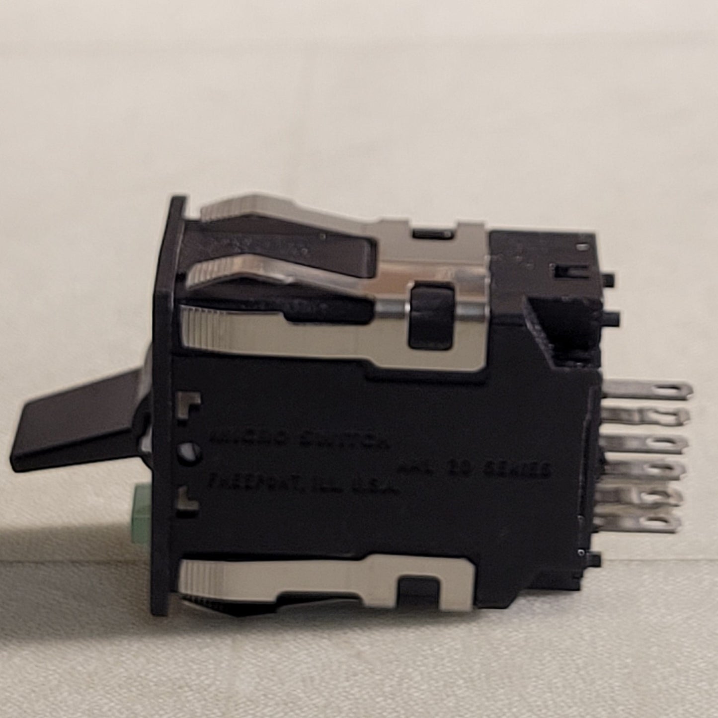 Micro Switch AML 20 L173 Green Light Indicator Switch 2 Positions Honeywell