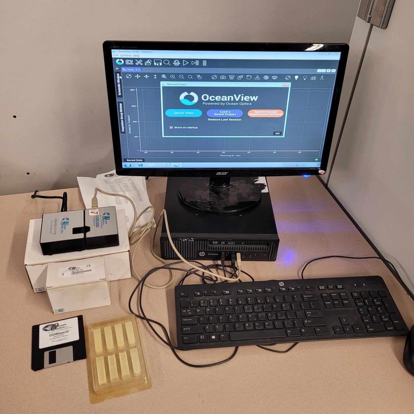 Ocean Optics USB2000 Spectrometer USB-ISS-UV/VIS Lamp and Software