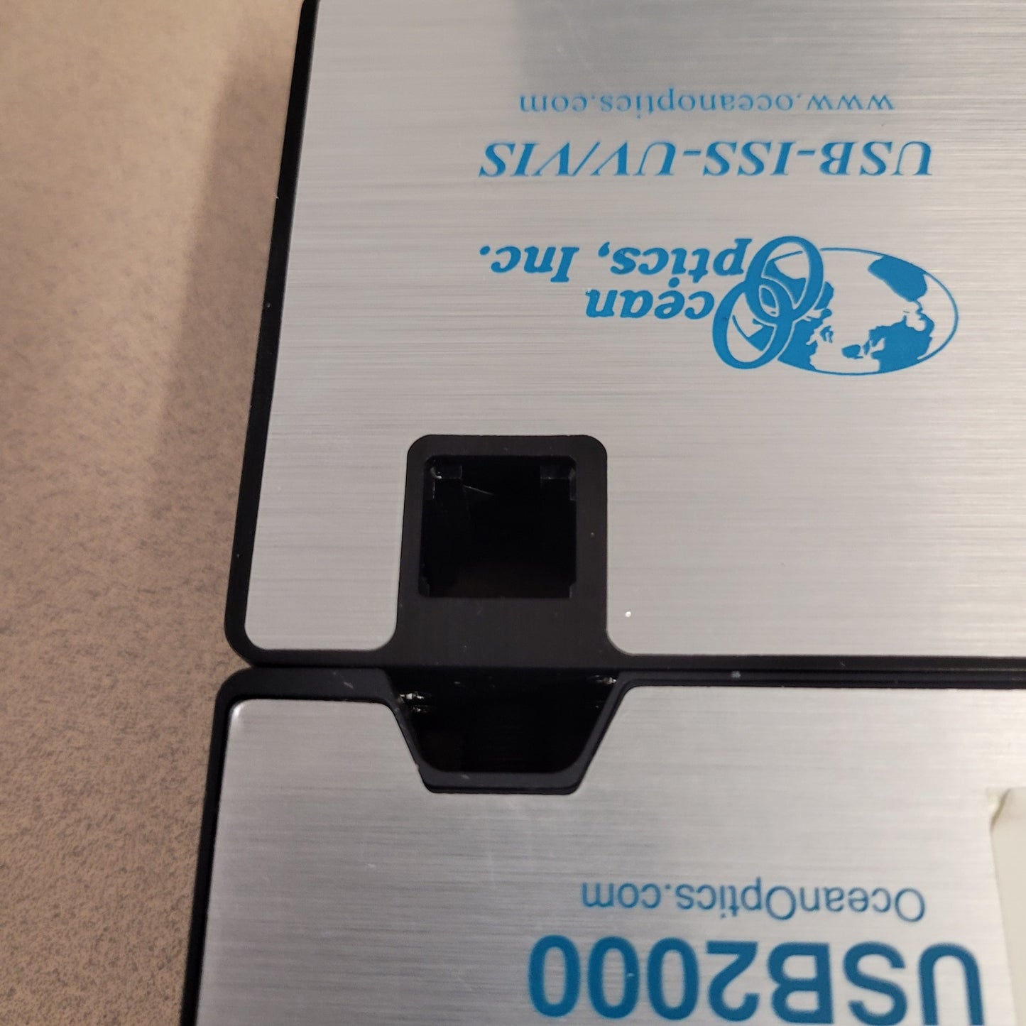 Ocean Optics USB2000 Spectrometer USB-ISS-UV/VIS Lamp and Software