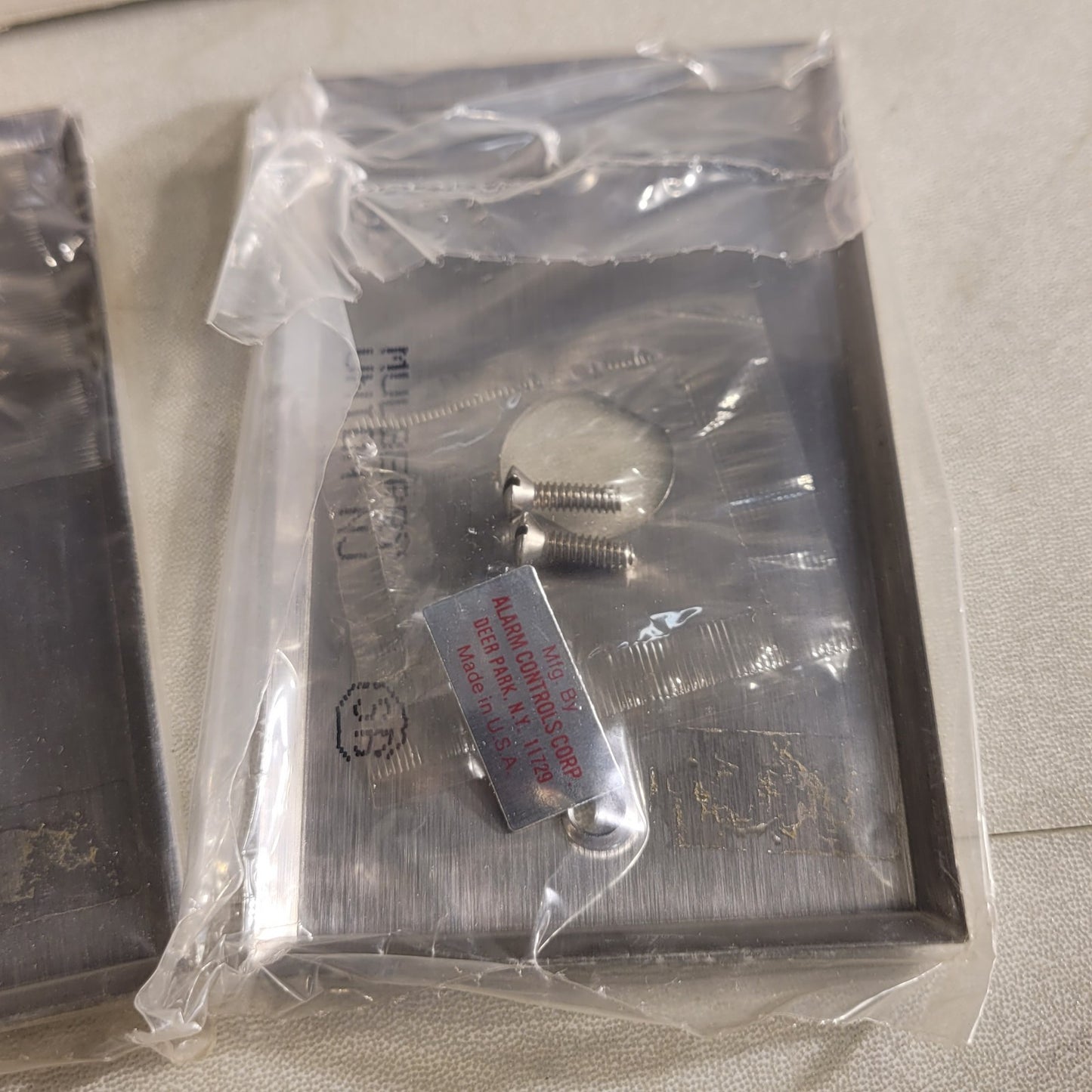 Alarm Controls RP-21 Remote Plate Stainless Steel Pack Of 3