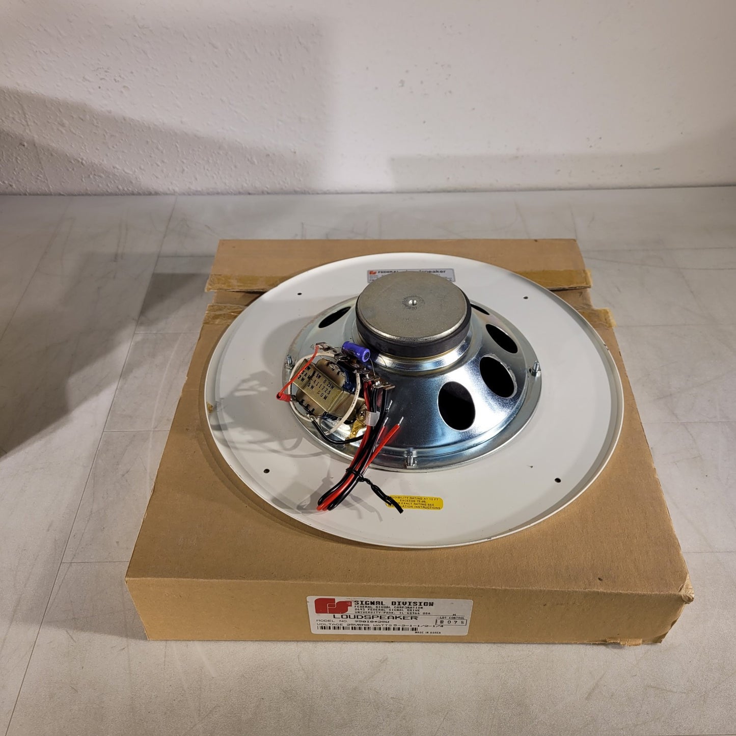 Federal Signal K1 950I8*25W Loudspeaker 8" Ceiling Speaker 13" Mount White