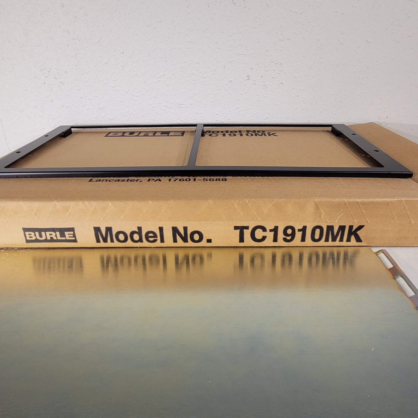 Burle TC1910MK CRT Monitor Stand Rack Kit For TC1910A Security Products
