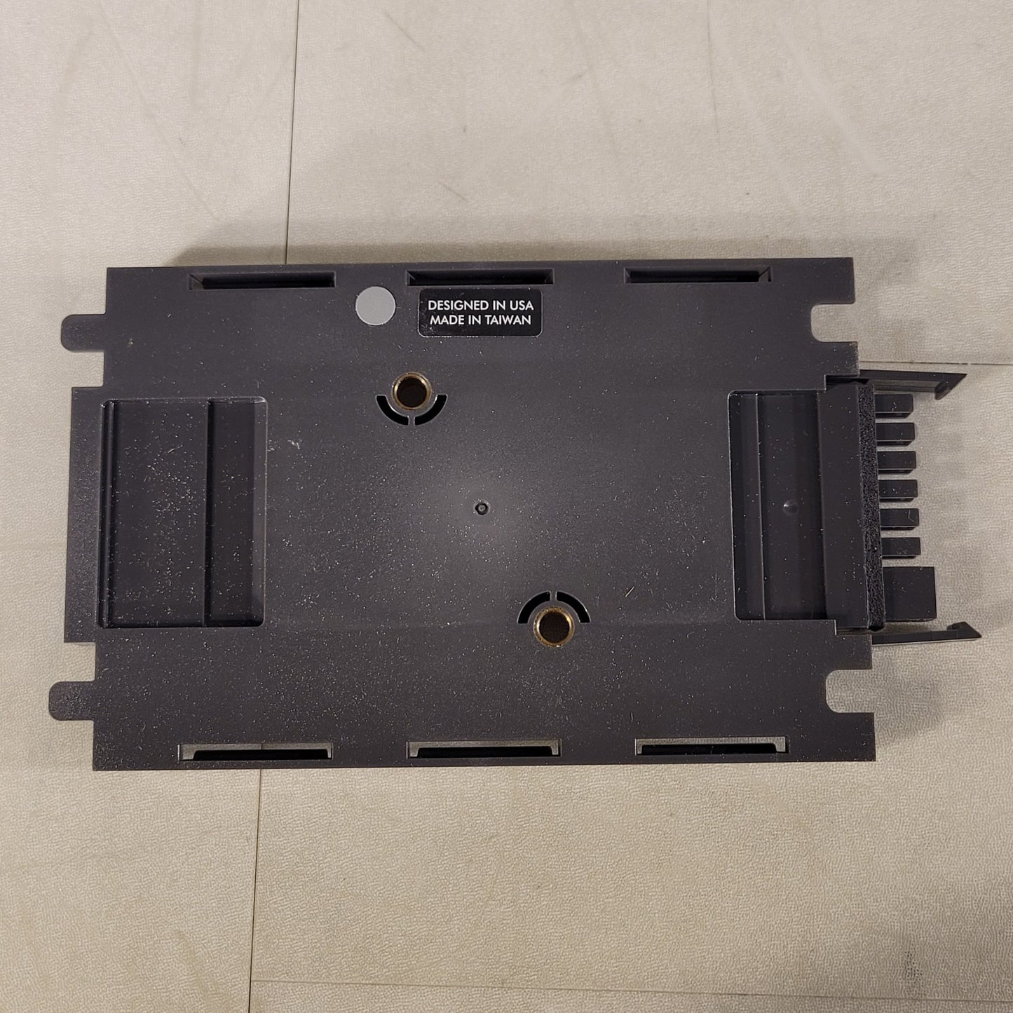 Connectrac CT.B.PHE.4c.1 Raceway Power End Hub Use To End Each Raceway