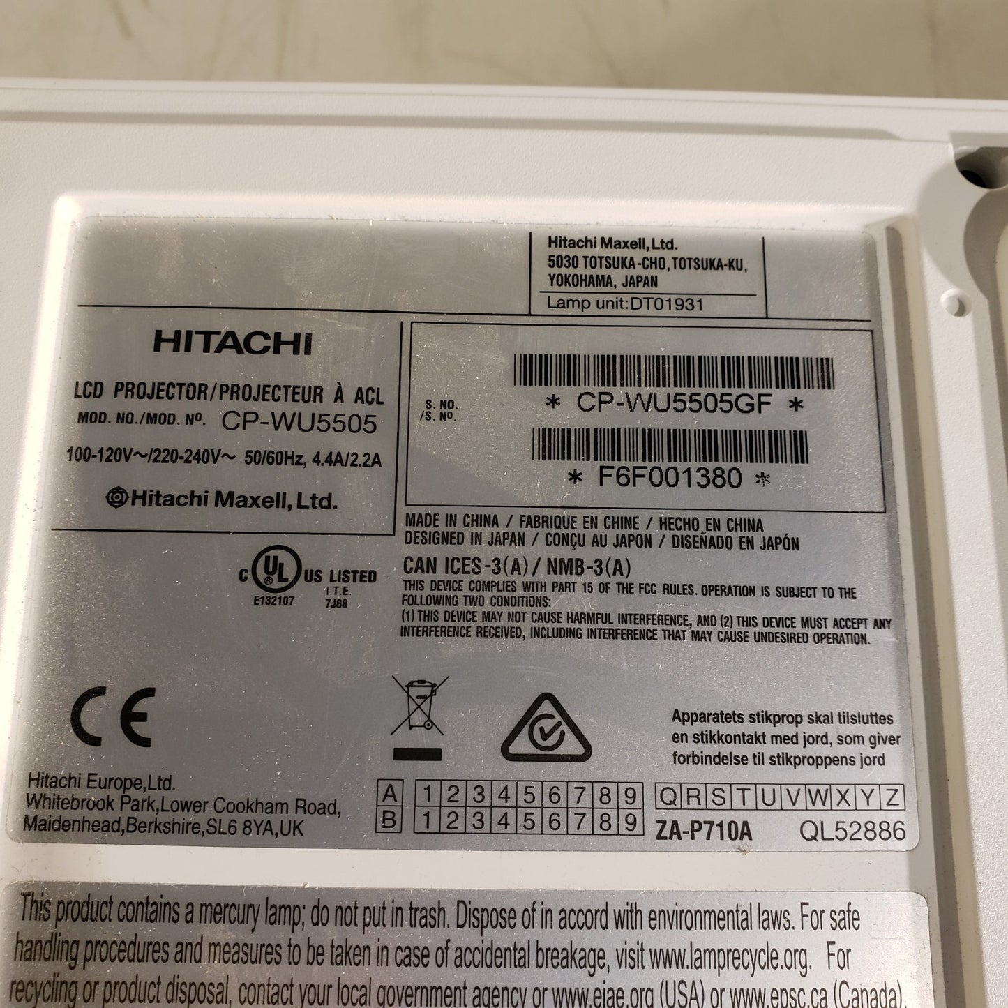 Hitachi CP-WU5505 1920 x 1200 Resolution Projector CP-WU5505GF 600 Lamp Hours