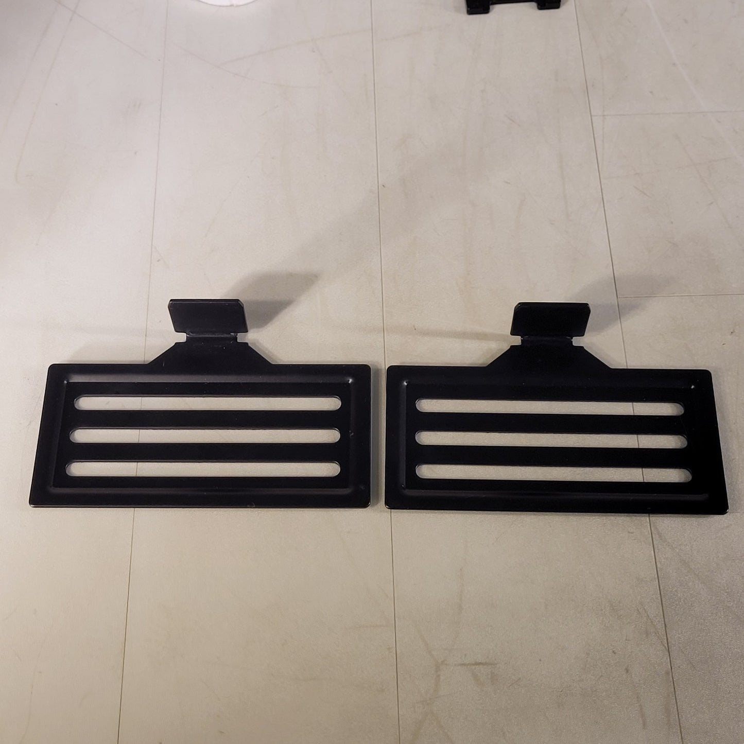 Strong SM-SBAR-BKT-UNIV Universal Soundbar Bracket for Flat Panel TVs Black