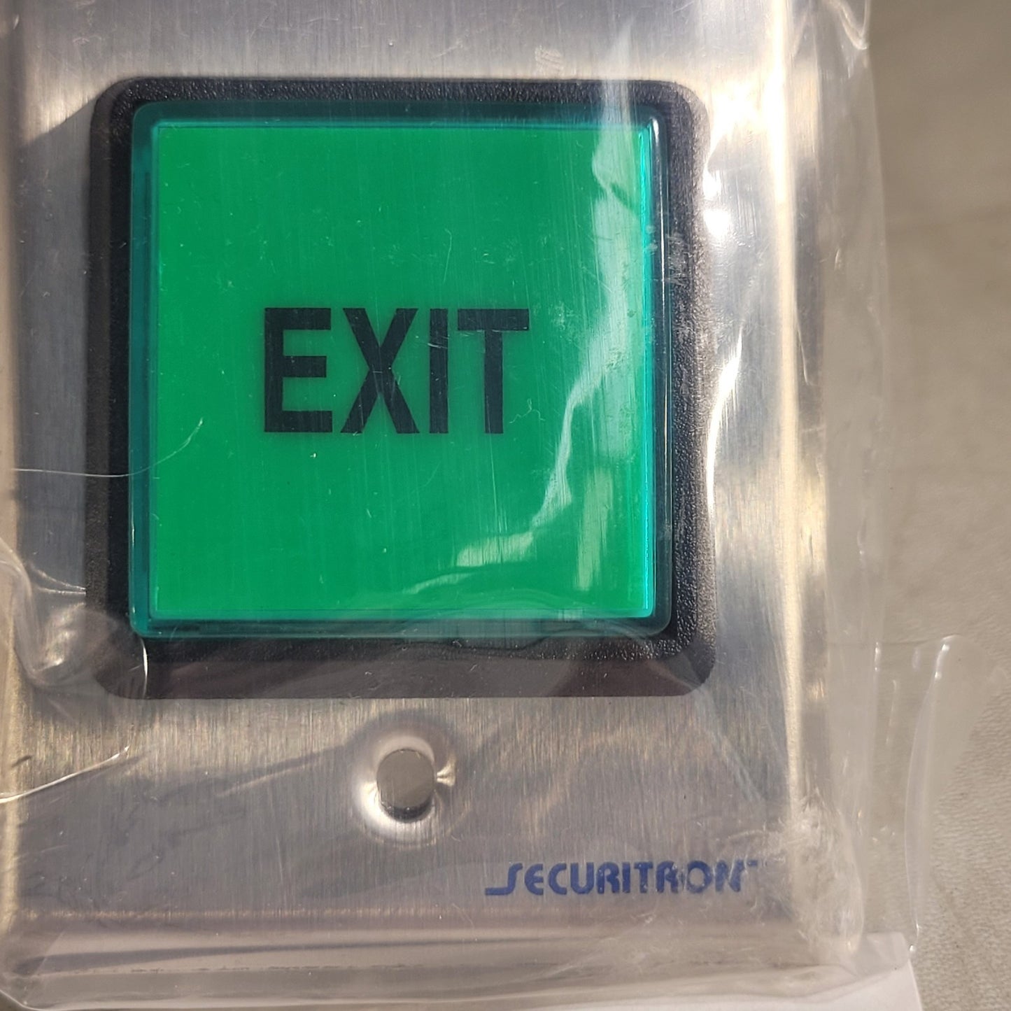 Securitron PB2E Security Exit Push Button 2" Square Button Green Wall Plate