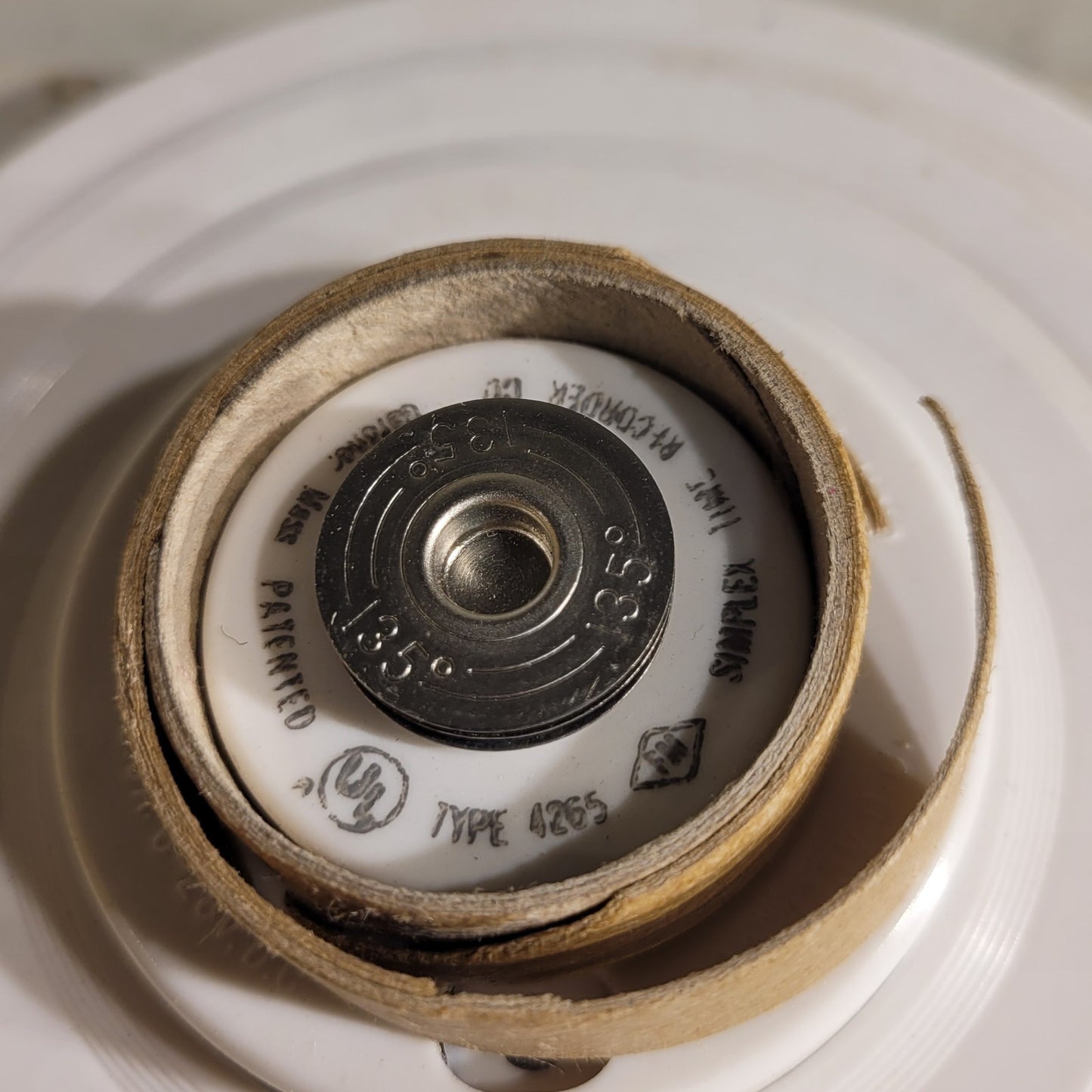 Simplex 4265-135 Heat Detector For Fire Alarm Systems 477-005 Temp Rating 135°