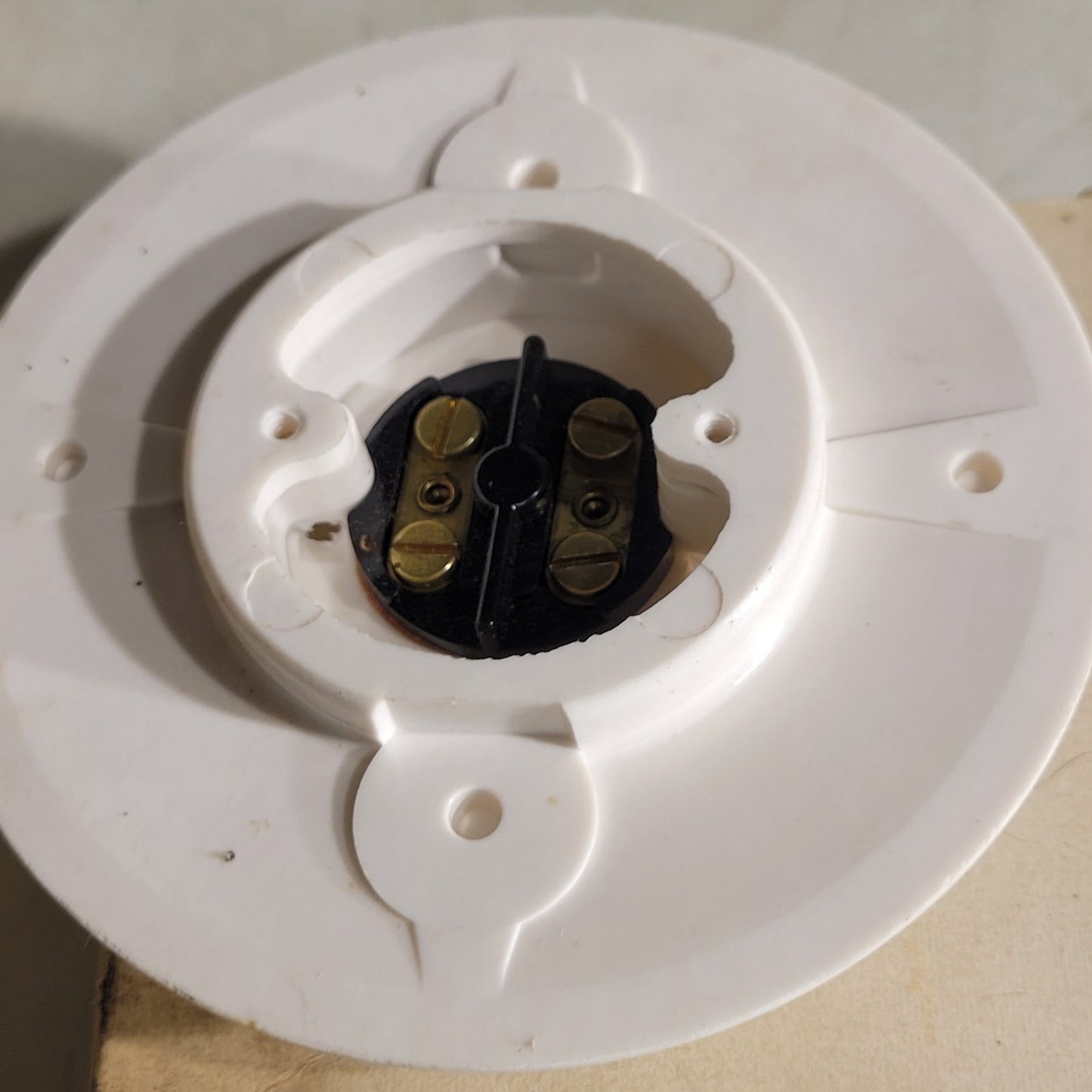 Simplex 4265-135 Heat Detector For Fire Alarm Systems 477-005 Temp Rating 135°