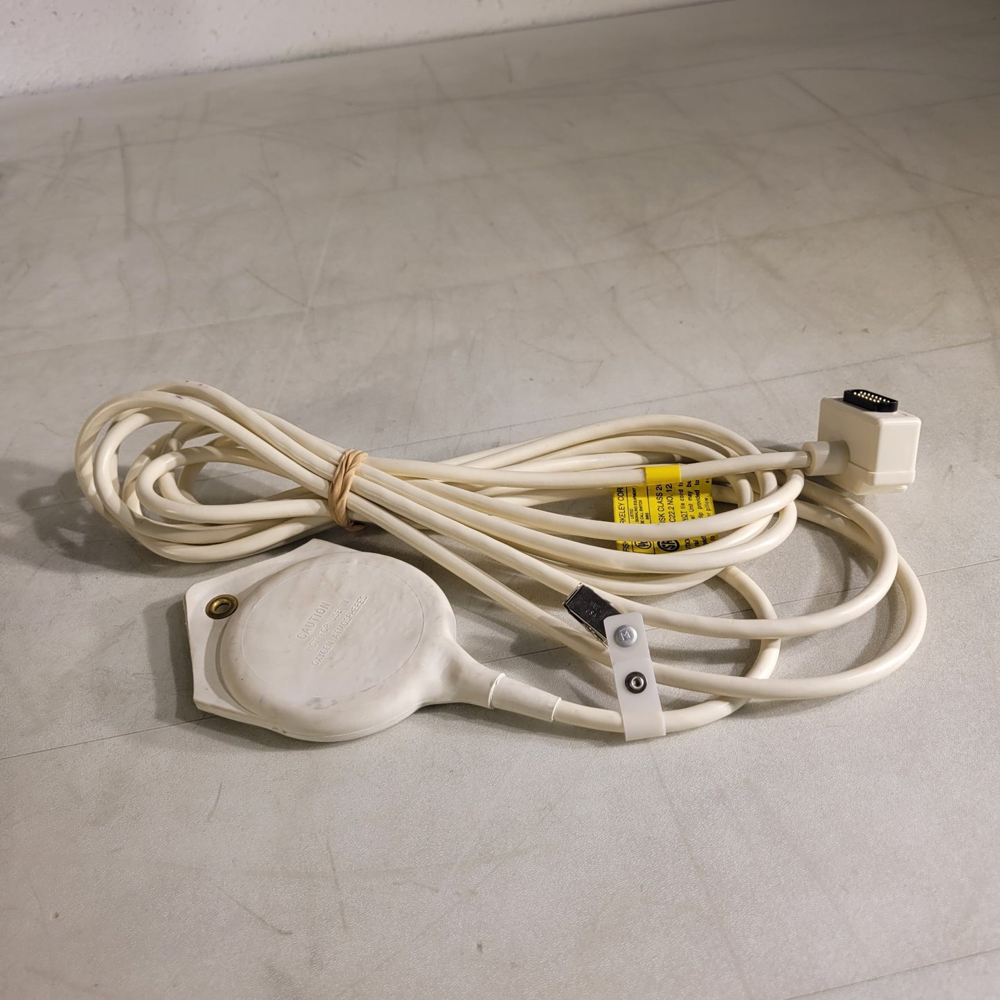 Fisher Berkeley Nurse Call Cord 10-Foot Cord DA-15 Plug with Clip White