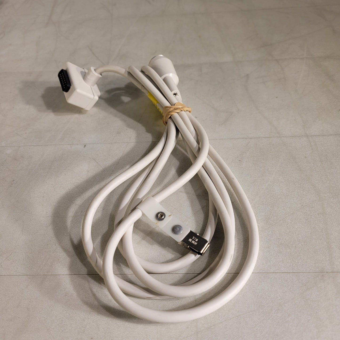Fisher Berkeley Nurse Call Cord Cord DA-15 Plug with Clip White