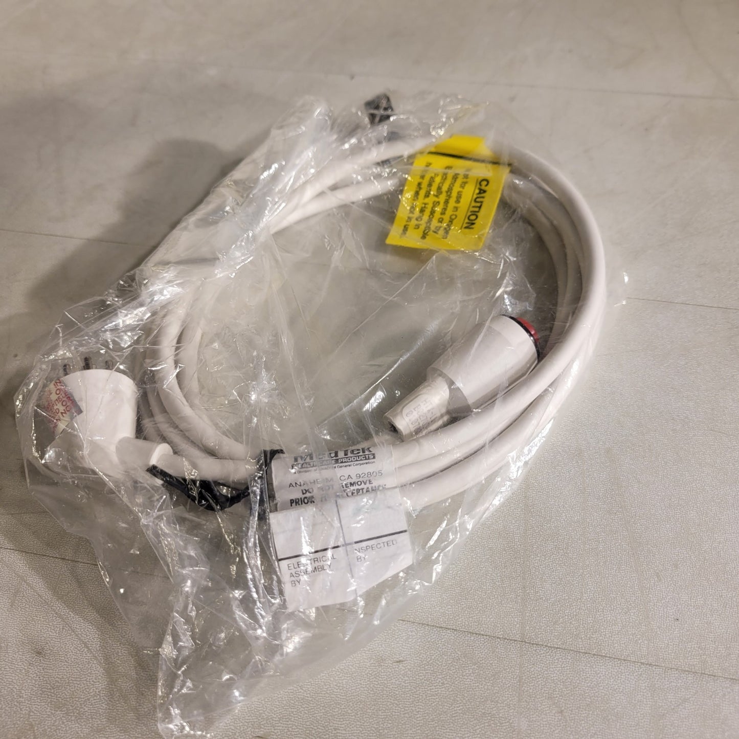 MedTek HTX-11 Call Cord 8-Pin Din Connector Push Button B02709-07