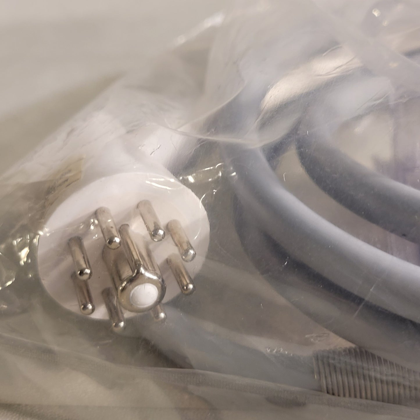 Squeeze Ball Call Cord Nurse Station with Clip 8-Pin Din Connector